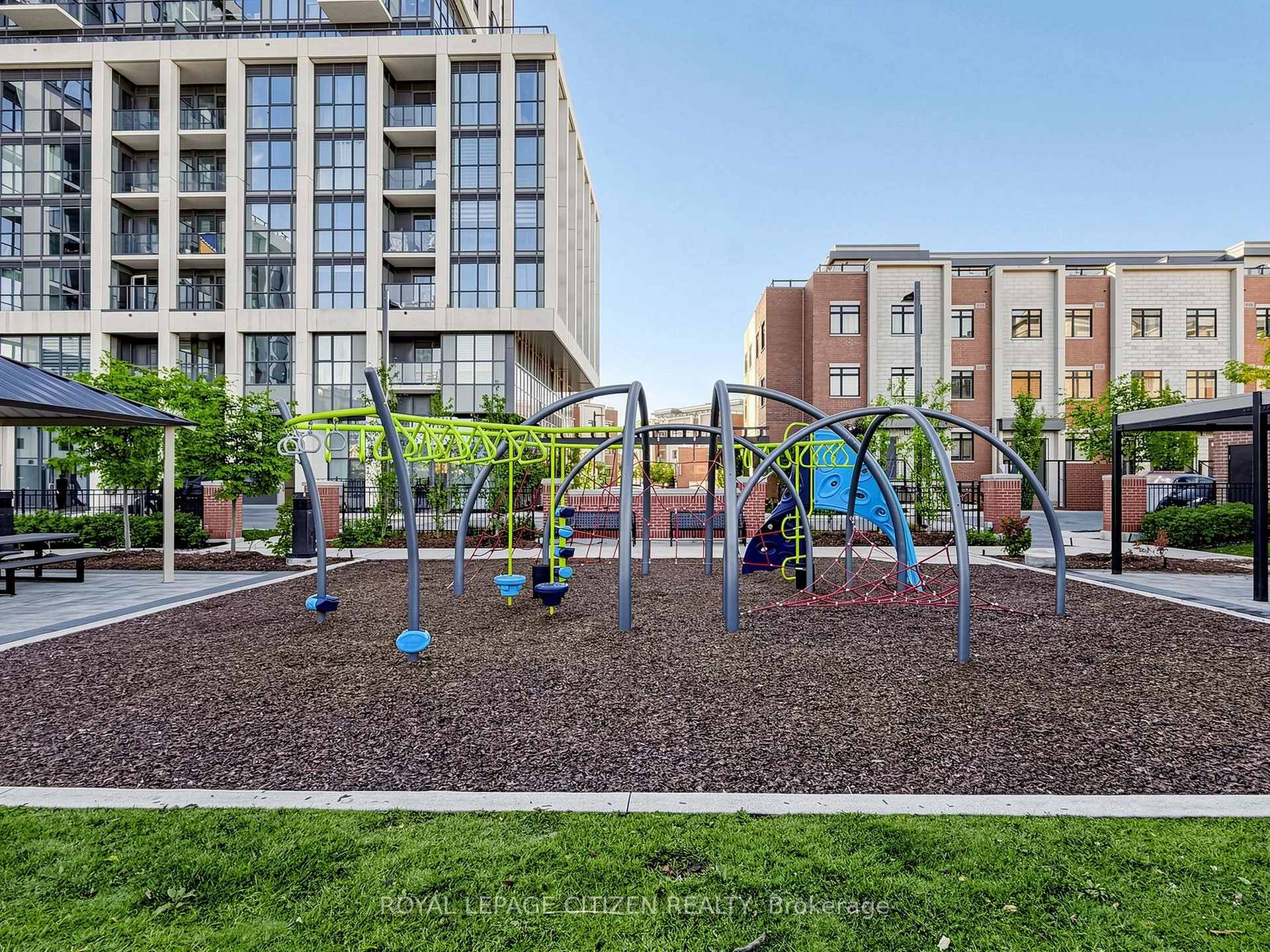 Photo 48 of Unit 412, 1063 Douglas McCurdy Common, Mississauga, Lakeview — HOMEH