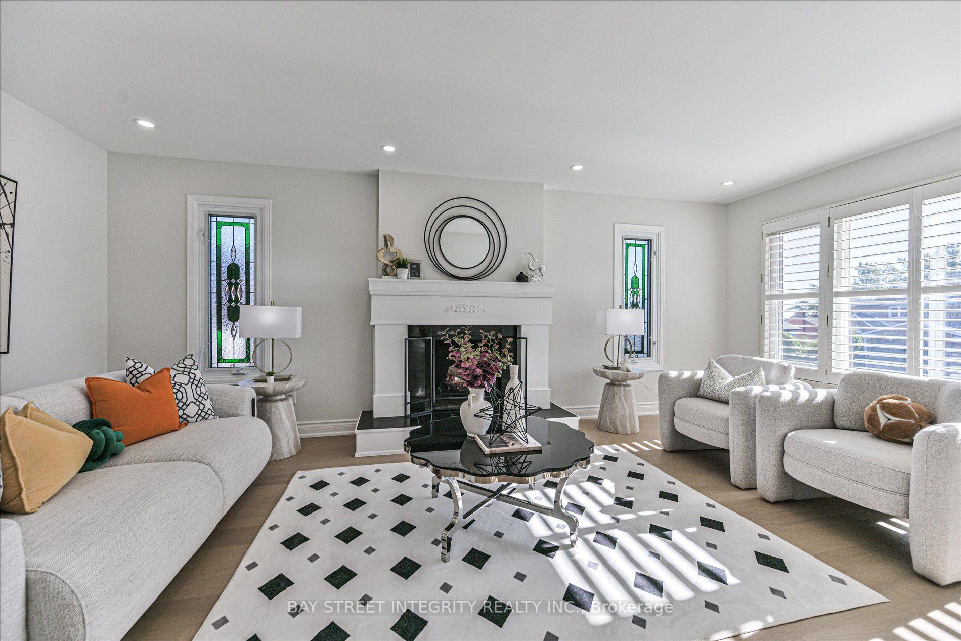 Photo 12 of 1225 Winterbourne Drive, Oakville, Clearview — HOMEH