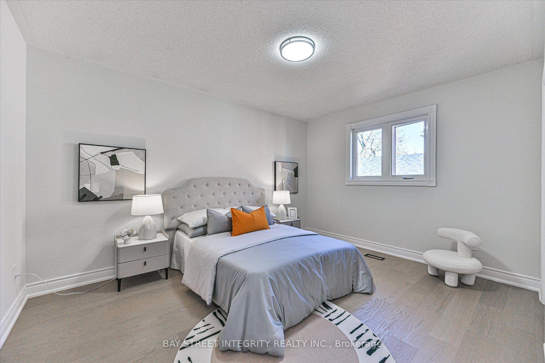 Photo 34 of 1225 Winterbourne Drive, Oakville, Clearview — HOMEH