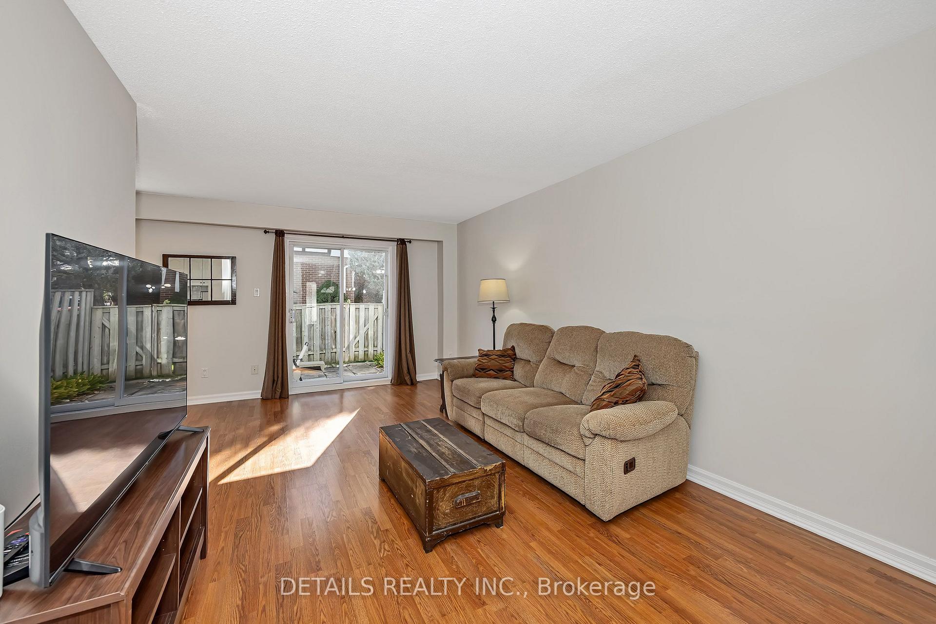 Photo 5 of Unit 67, 1852 Axminster Court, Ottawa, Convent Glen South — HOMEH