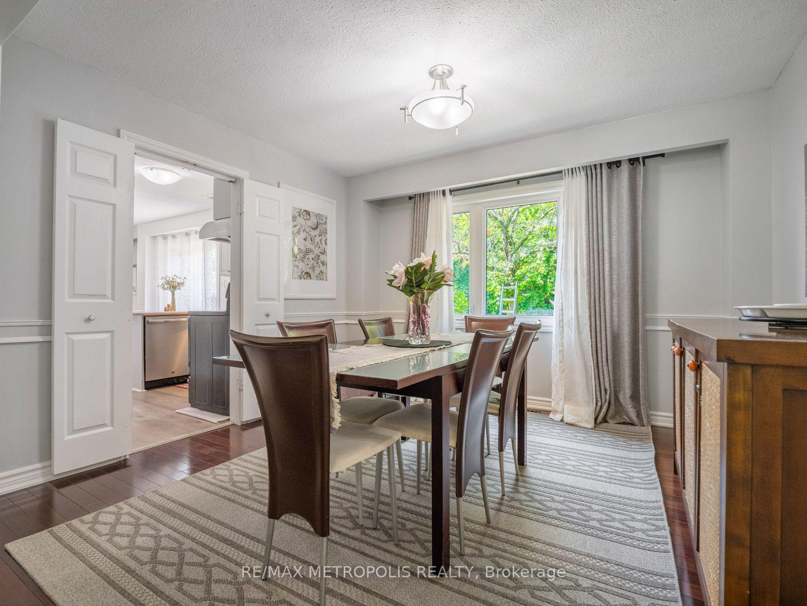 Photo 10 of 144 All Saints Crescent, Oakville, Ford — HOMEH