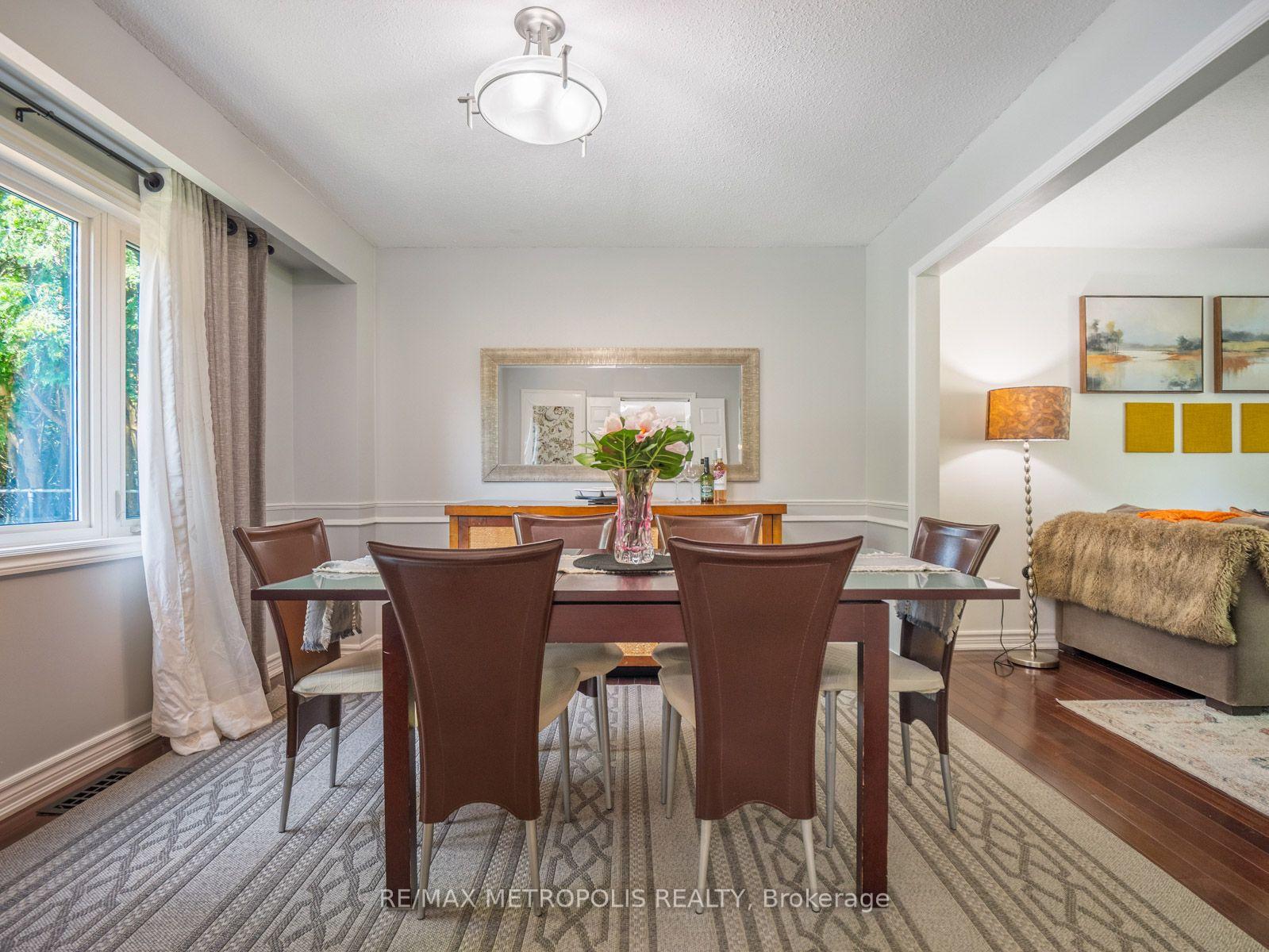 Photo 13 of 144 All Saints Crescent, Oakville, Ford — HOMEH