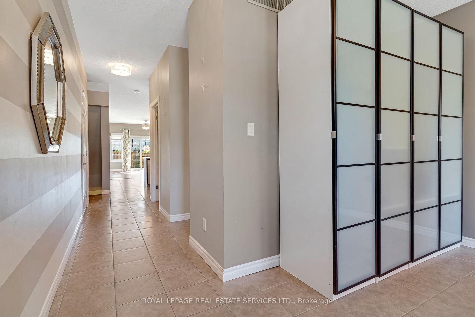 Photo 5 of 27 Marriott Place, Brant, Paris — HOMEH