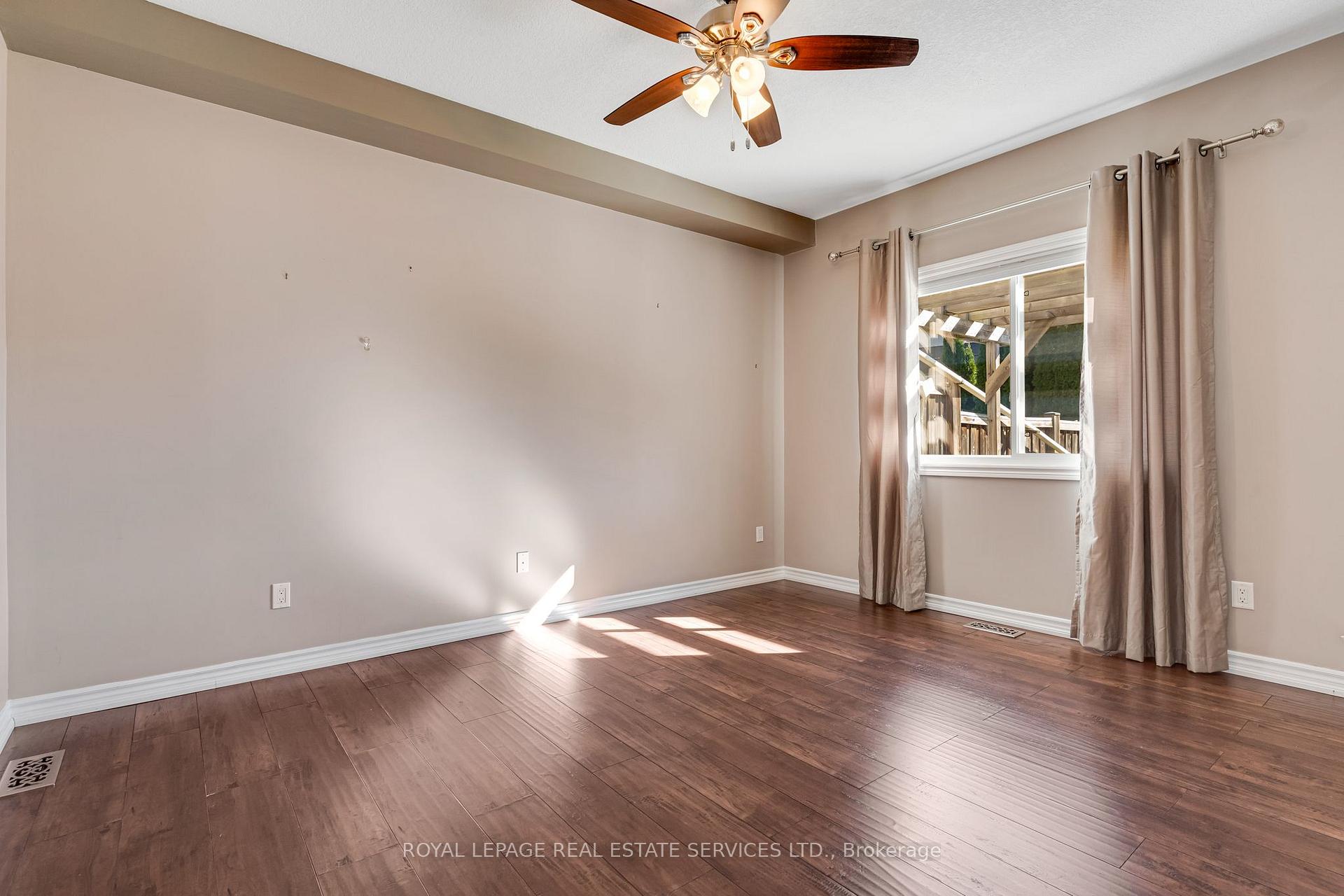 Photo 14 of 27 Marriott Place, Brant, Paris — HOMEH