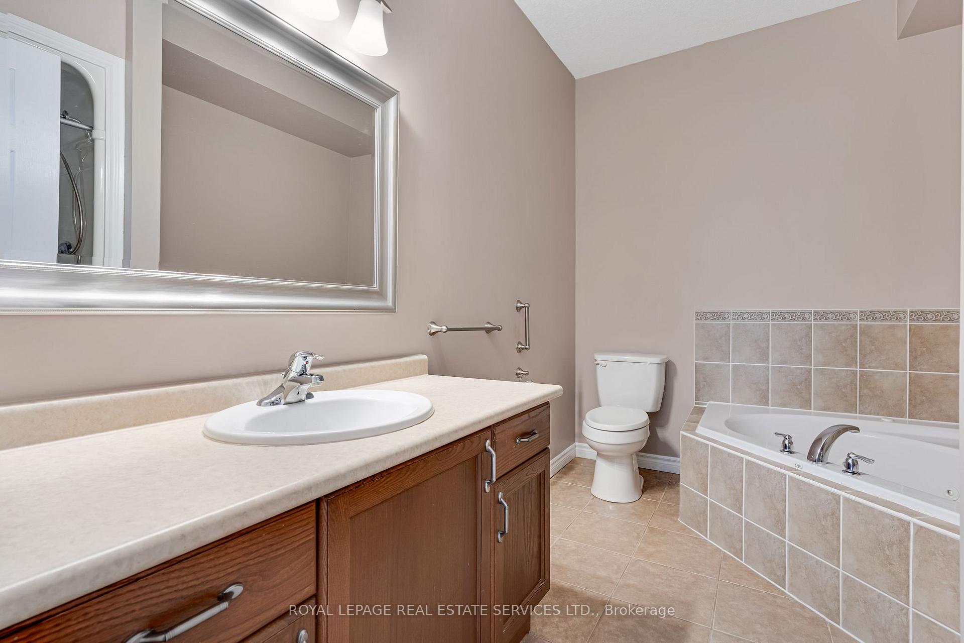Photo 16 of 27 Marriott Place, Brant, Paris — HOMEH