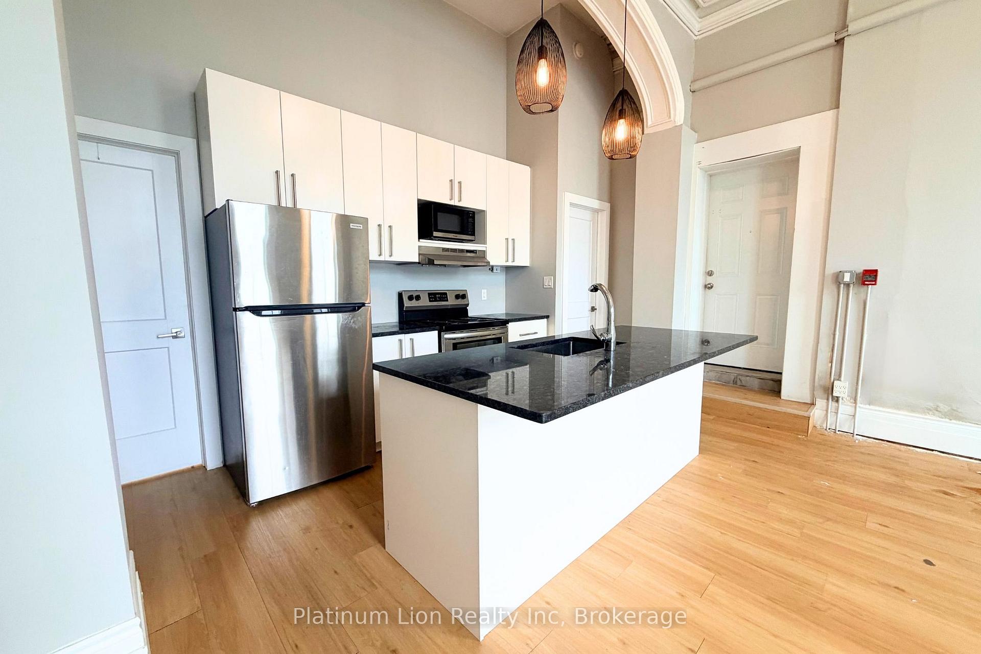 Photo 2 of 115 Park Street S, Hamilton, Durand — HOMEH
