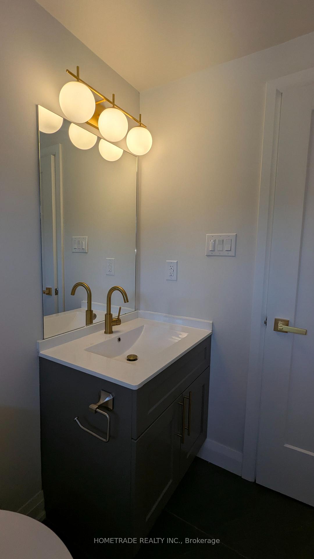 Photo 21 of 14 Chaucer Crescent, Barrie, Letitia Heights — HOMEH