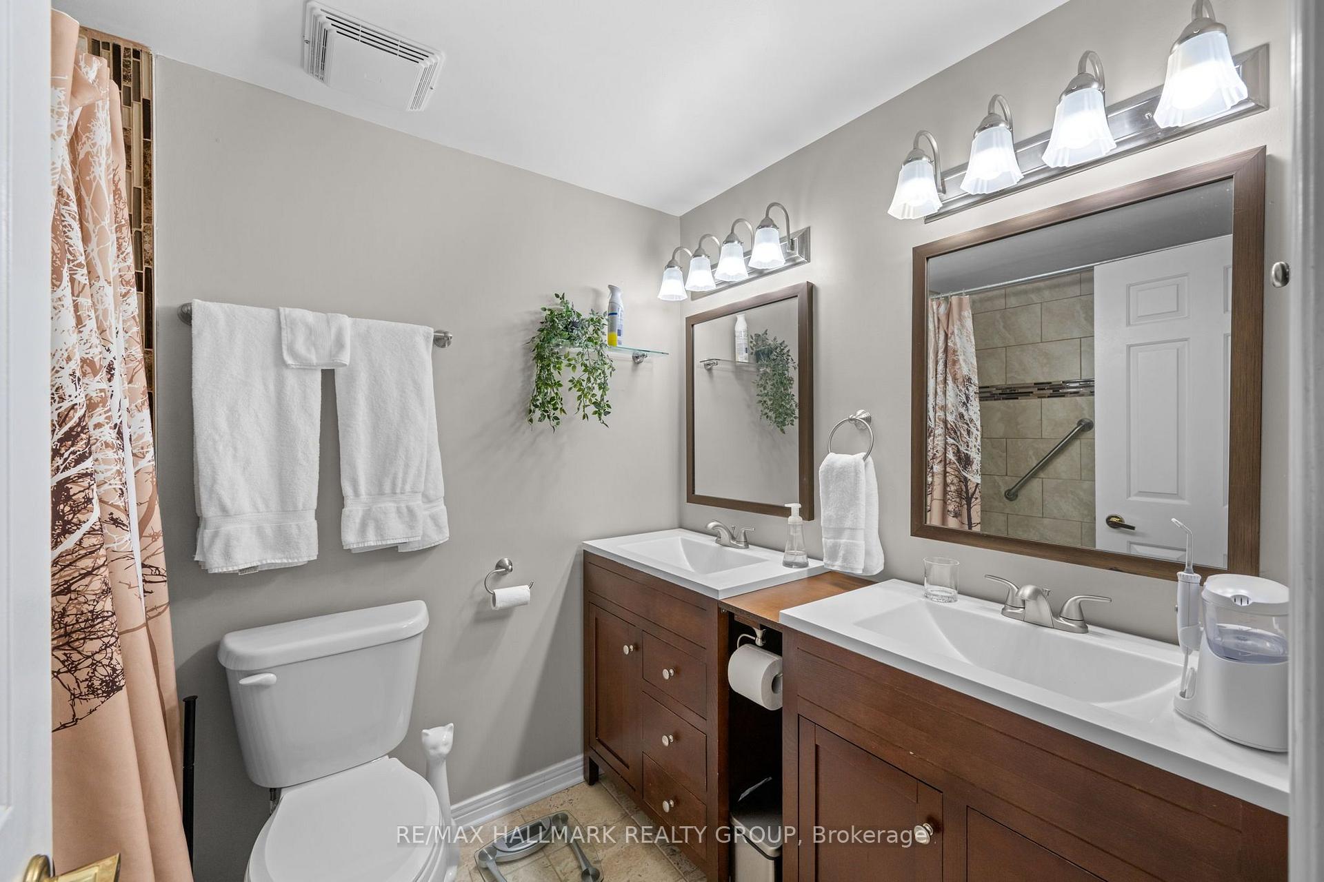 Photo 30 of 9 Fireside Crescent, Ottawa, Hunt Club Park/Greenboro — HOMEH