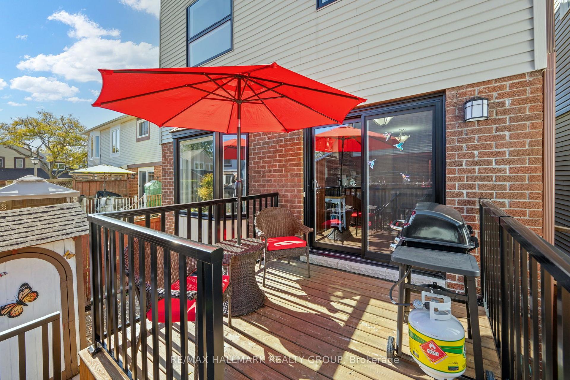 Photo 38 of 9 Fireside Crescent, Ottawa, Hunt Club Park/Greenboro — HOMEH