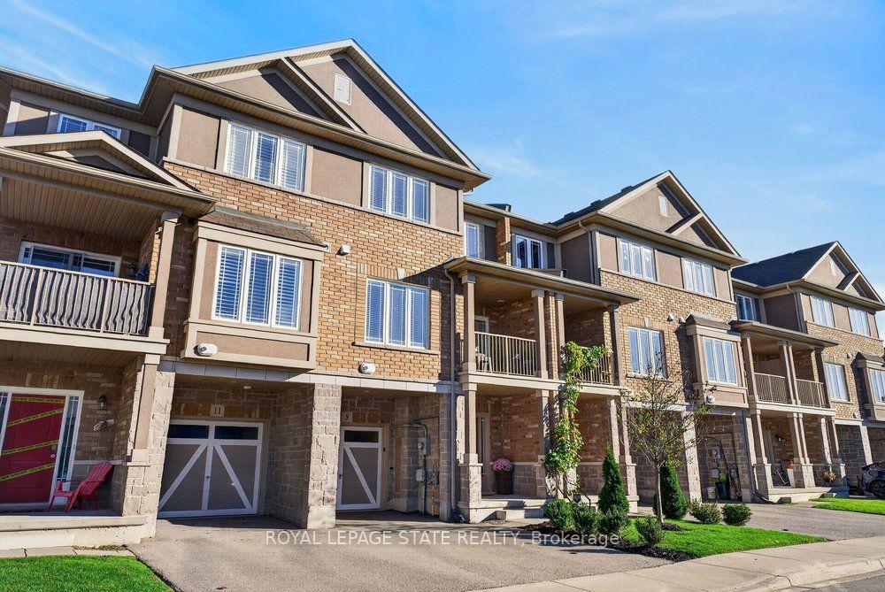 Photo 11 of 9 Bloom Crescent, Hamilton, Rural Glanbrook — HOMEH