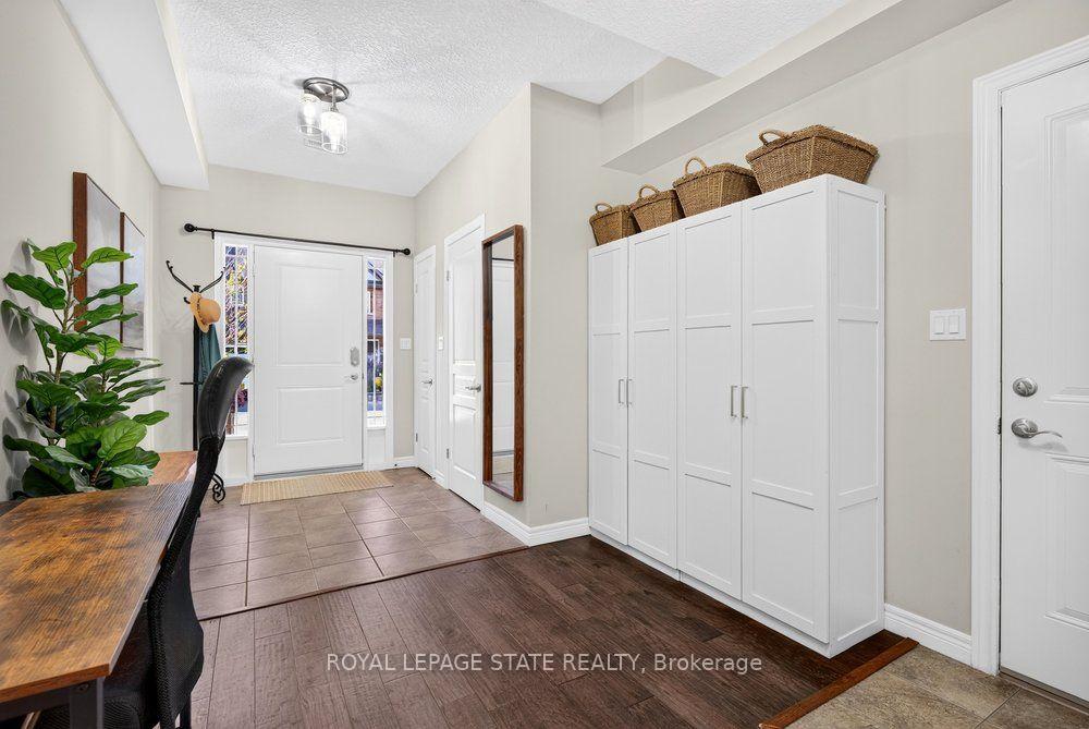 Photo 15 of 9 Bloom Crescent, Hamilton, Rural Glanbrook — HOMEH