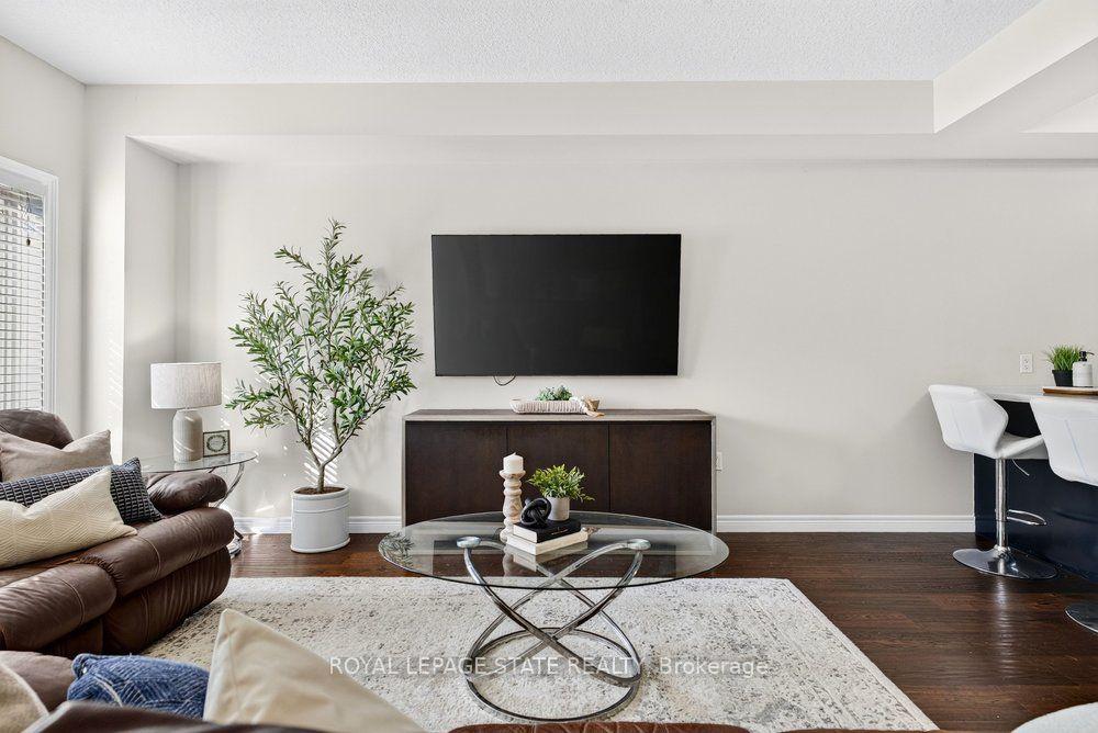 Photo 20 of 9 Bloom Crescent, Hamilton, Rural Glanbrook — HOMEH