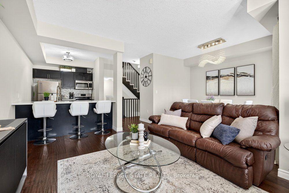 Photo 21 of 9 Bloom Crescent, Hamilton, Rural Glanbrook — HOMEH