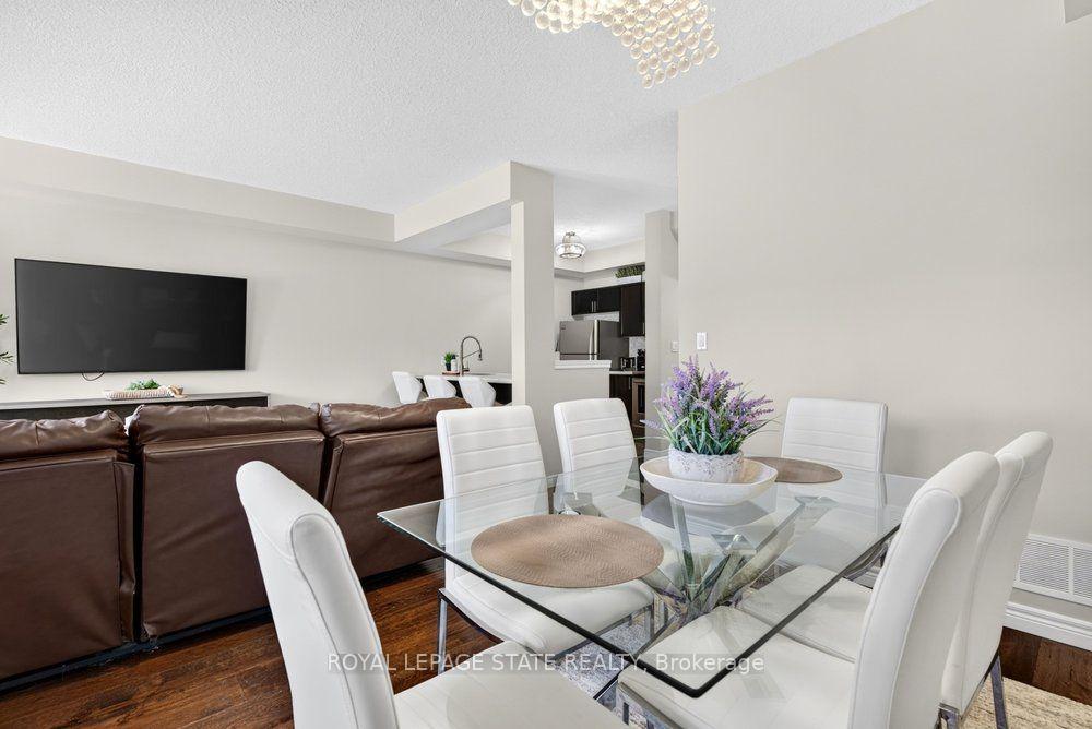 Photo 23 of 9 Bloom Crescent, Hamilton, Rural Glanbrook — HOMEH