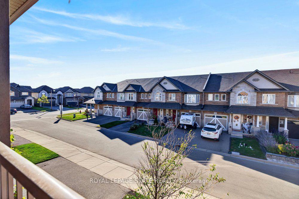 Photo 29 of 9 Bloom Crescent, Hamilton, Rural Glanbrook — HOMEH