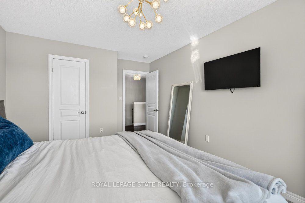 Photo 34 of 9 Bloom Crescent, Hamilton, Rural Glanbrook — HOMEH