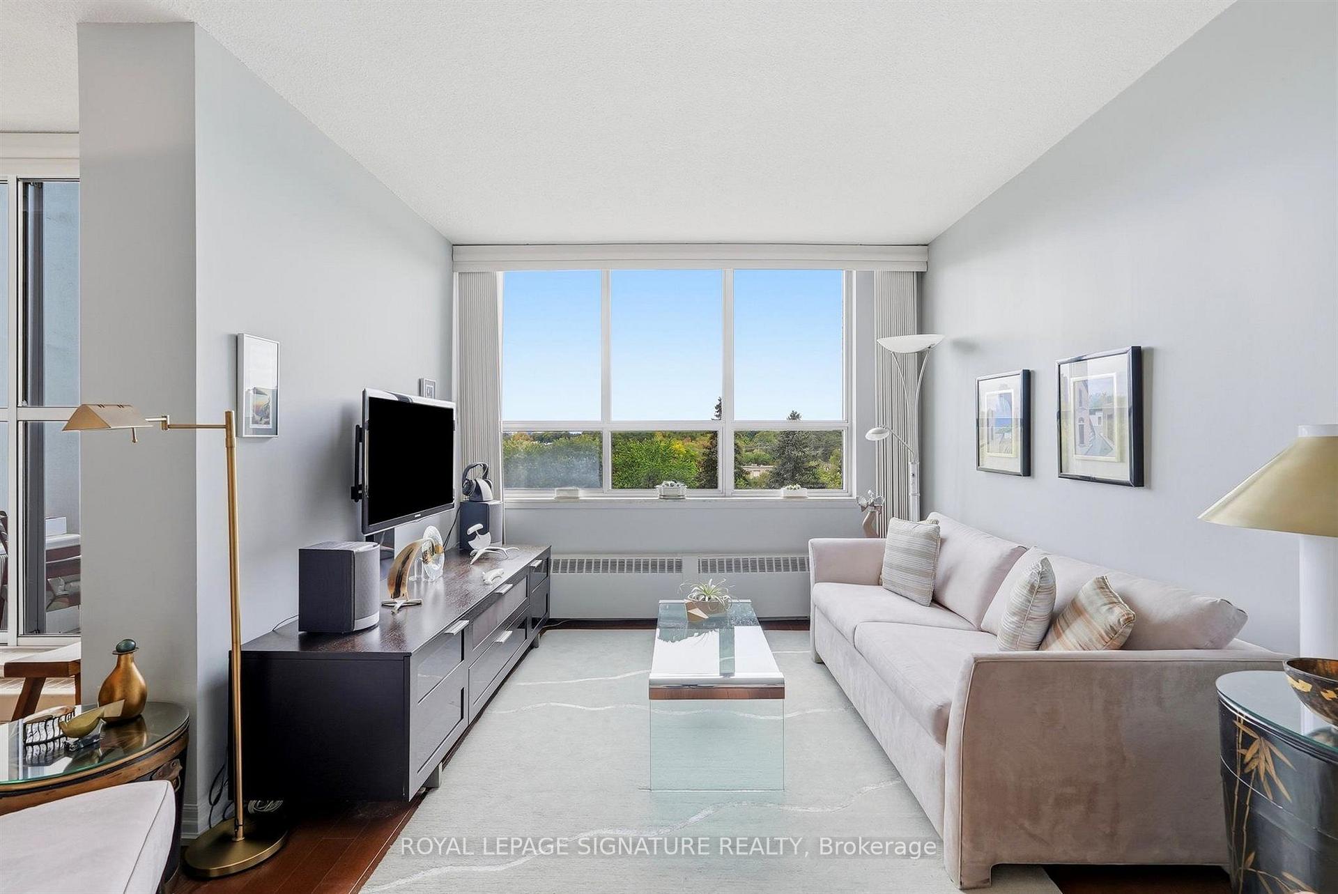 Photo 3 of Unit 419, 35 Ormskirk Avenue, Toronto, High Park-Swansea — HOMEH