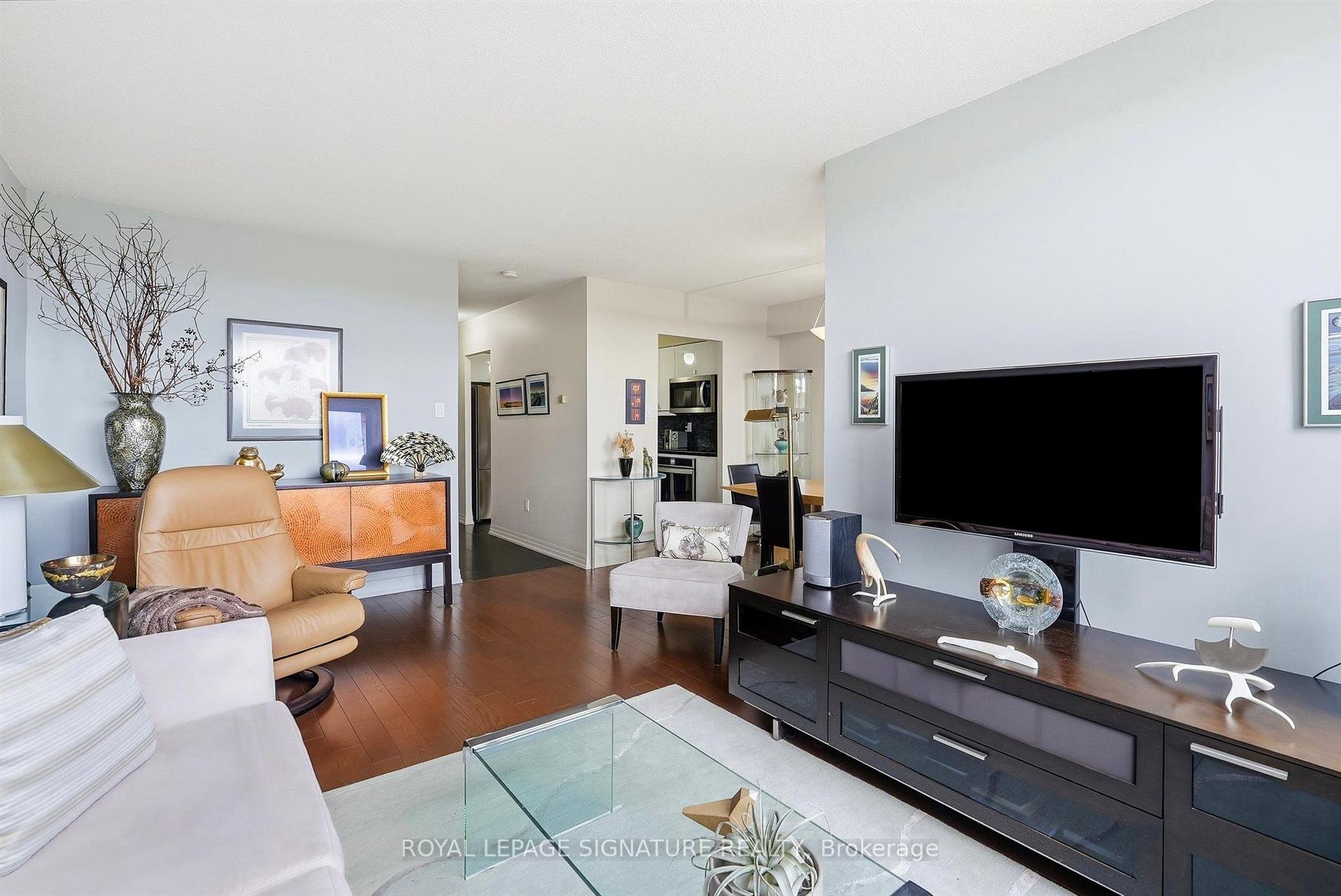 Photo 7 of Unit 419, 35 Ormskirk Avenue, Toronto, High Park-Swansea — HOMEH
