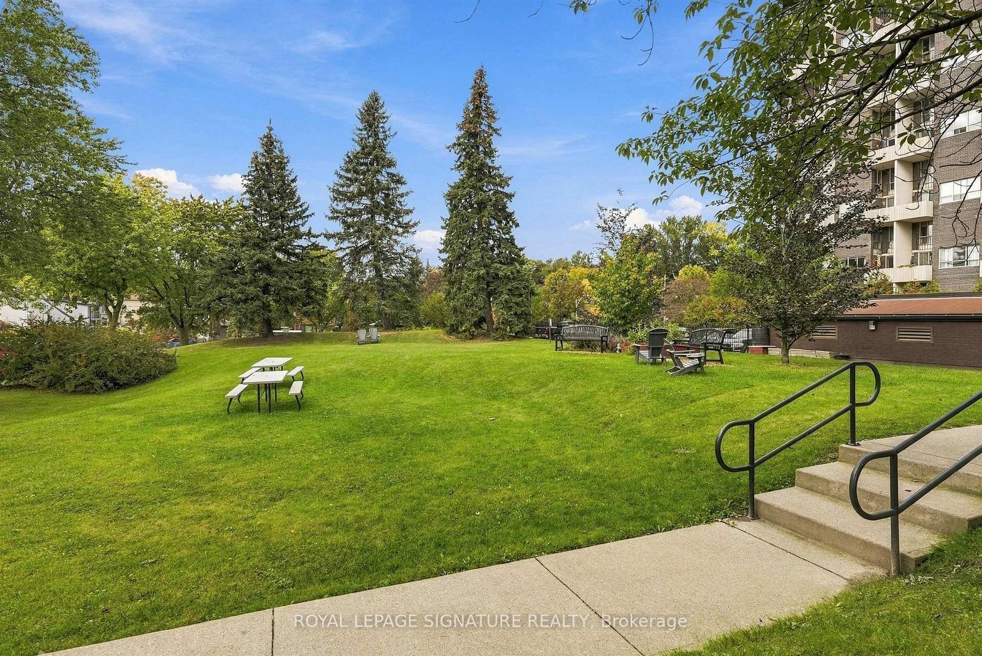 Photo 37 of Unit 419, 35 Ormskirk Avenue, Toronto, High Park-Swansea — HOMEH