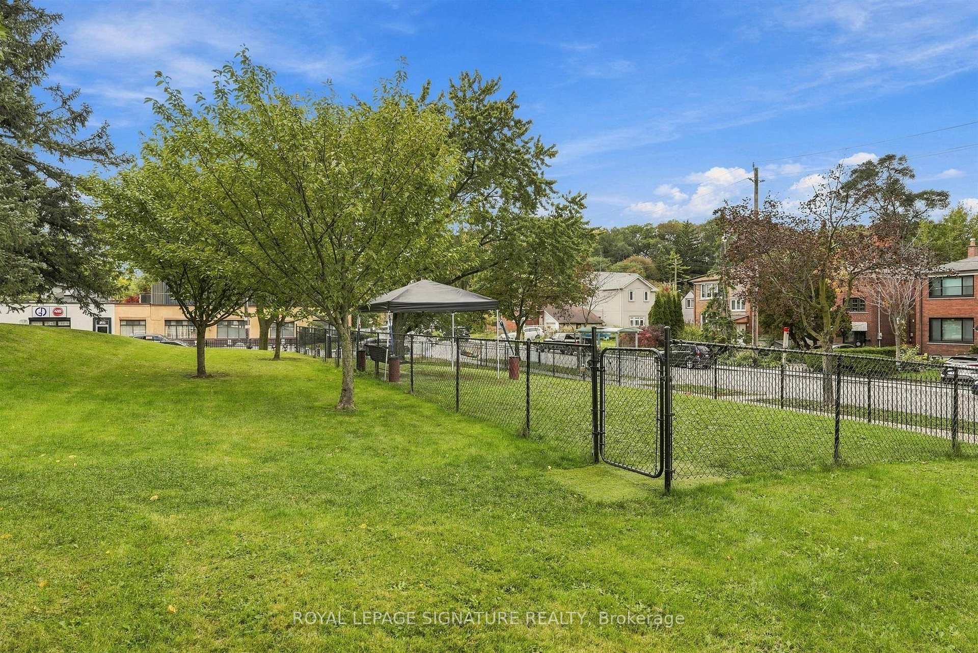 Photo 40 of Unit 419, 35 Ormskirk Avenue, Toronto, High Park-Swansea — HOMEH