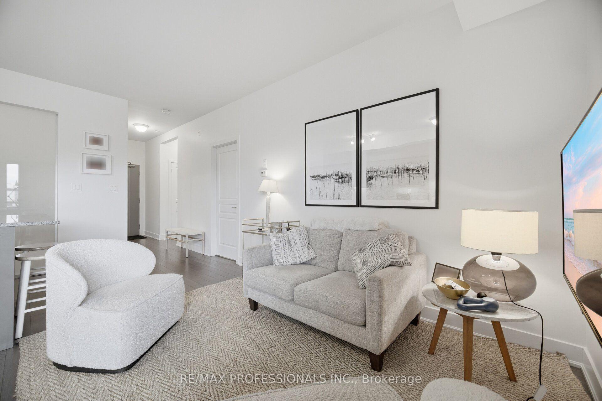 Photo 10 of Unit 323, 128 Garden Drive, Oakville, Central — HOMEH
