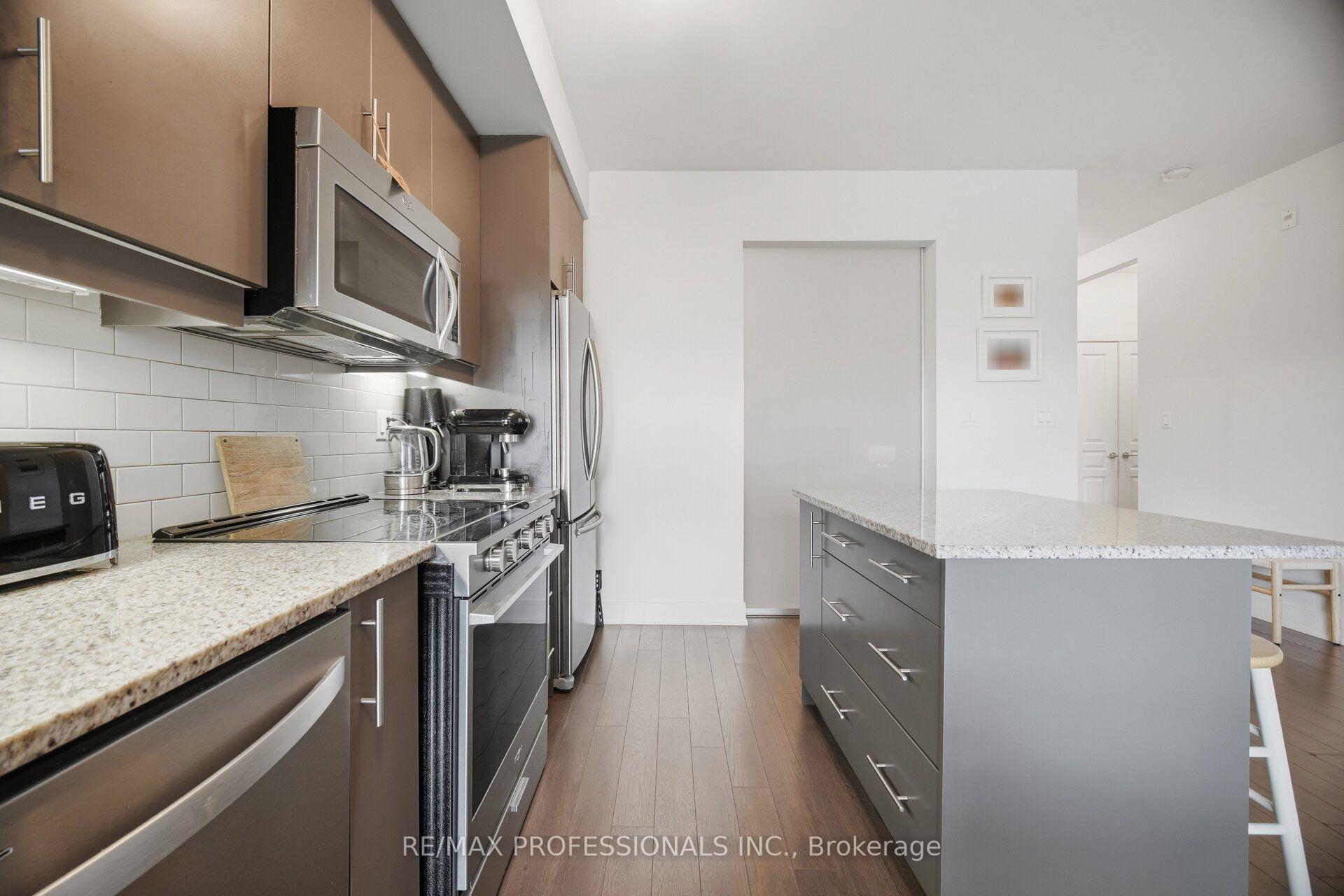 Photo 21 of Unit 323, 128 Garden Drive, Oakville, Central — HOMEH