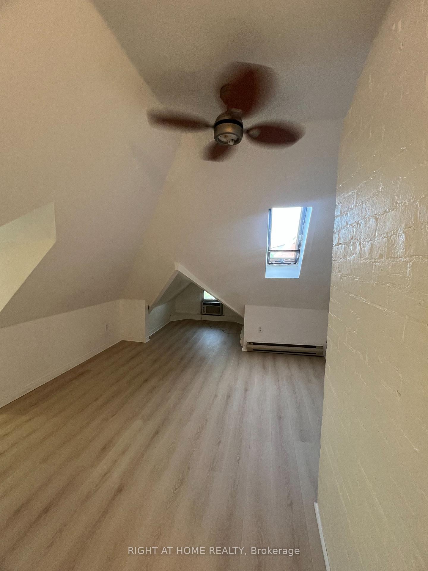 Photo 5 of 169 Bayfield Street, Barrie, City Centre — HOMEH