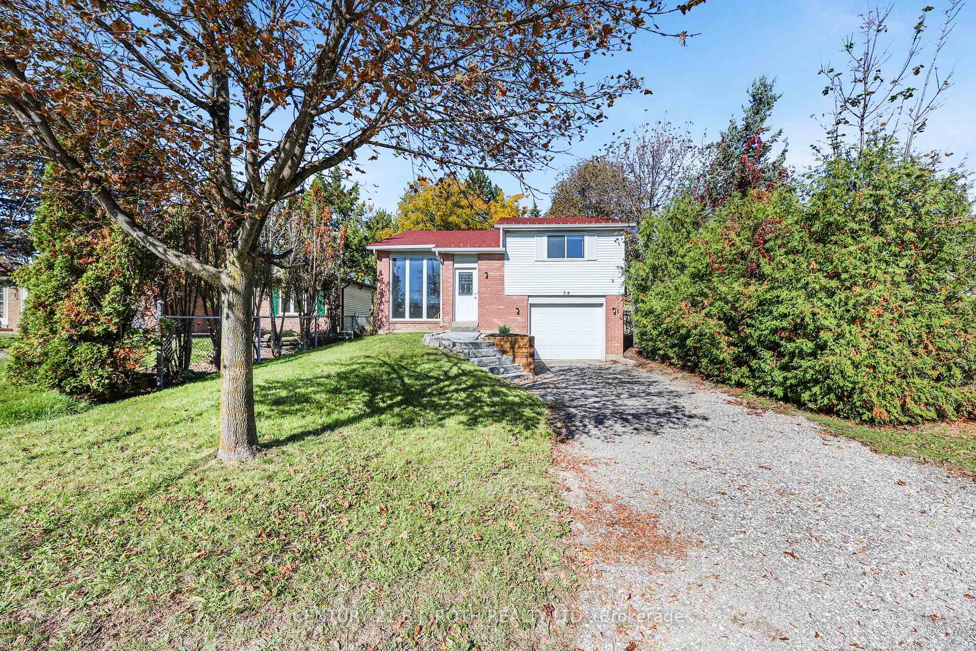 Photo 1 of 34 Hickling Trail, Barrie, Grove East — HOMEH