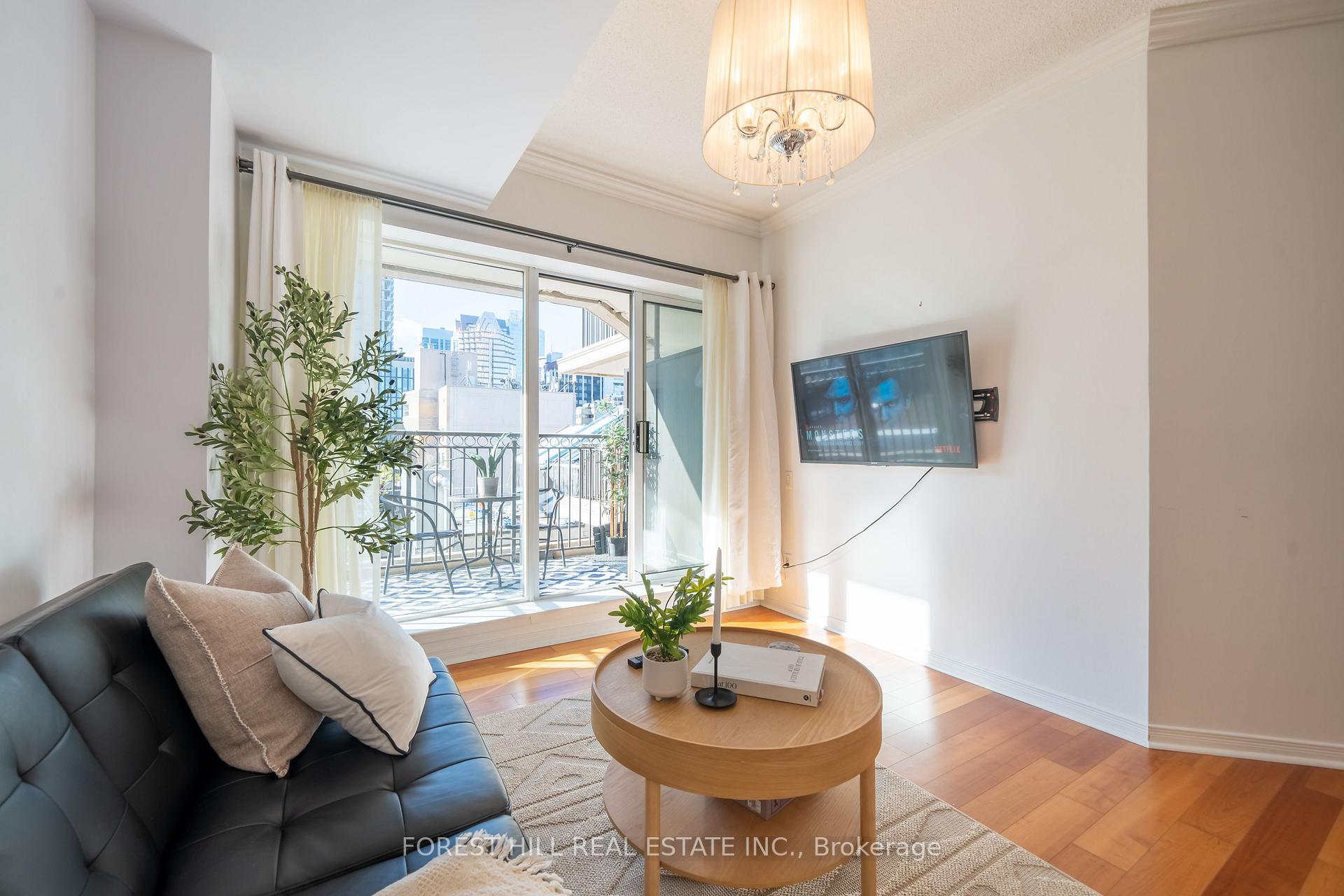 Photo of Unit 701, 115 Richmond Street E