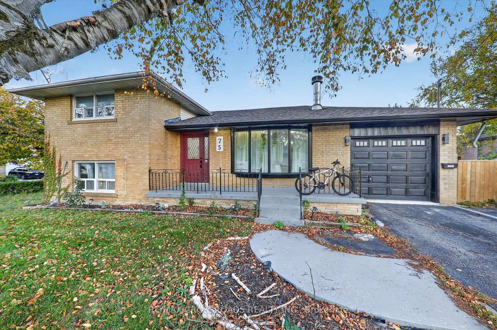 Photo 1 of 75 Fordover Drive, Scarborough, Guildwood — HOMEH