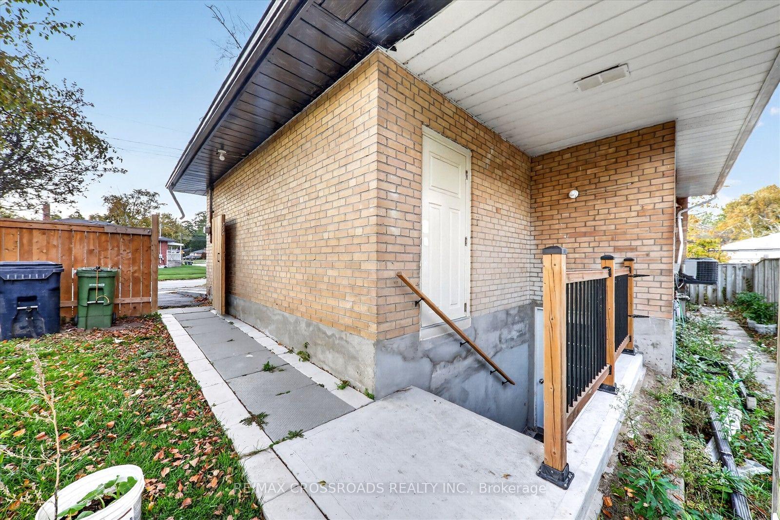 Photo 20 of 75 Fordover Drive, Scarborough, Guildwood — HOMEH