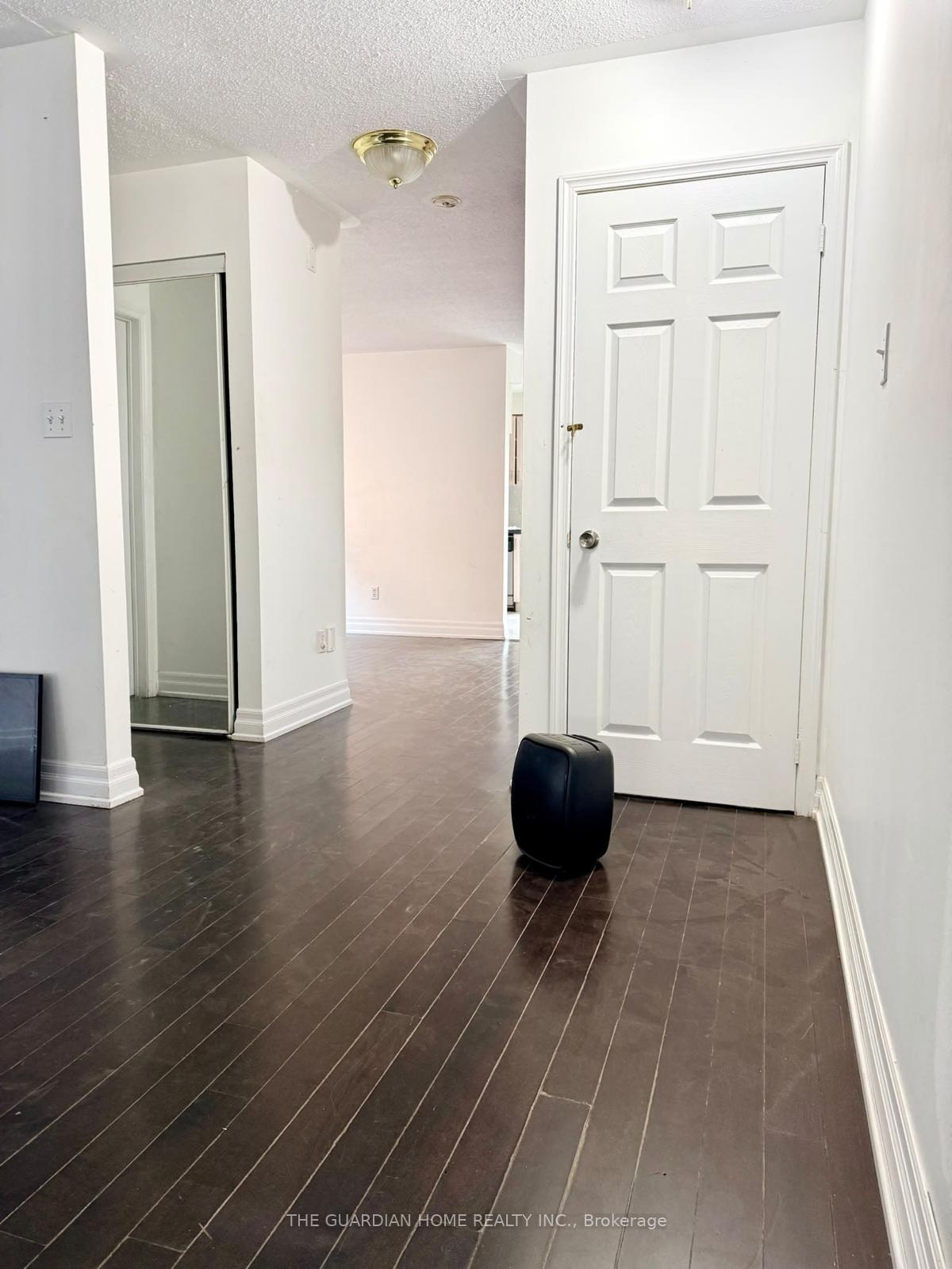 Photo 5 of Unit 1, 2800 Eglinton Avenue E, Scarborough, Eglinton East — HOMEH