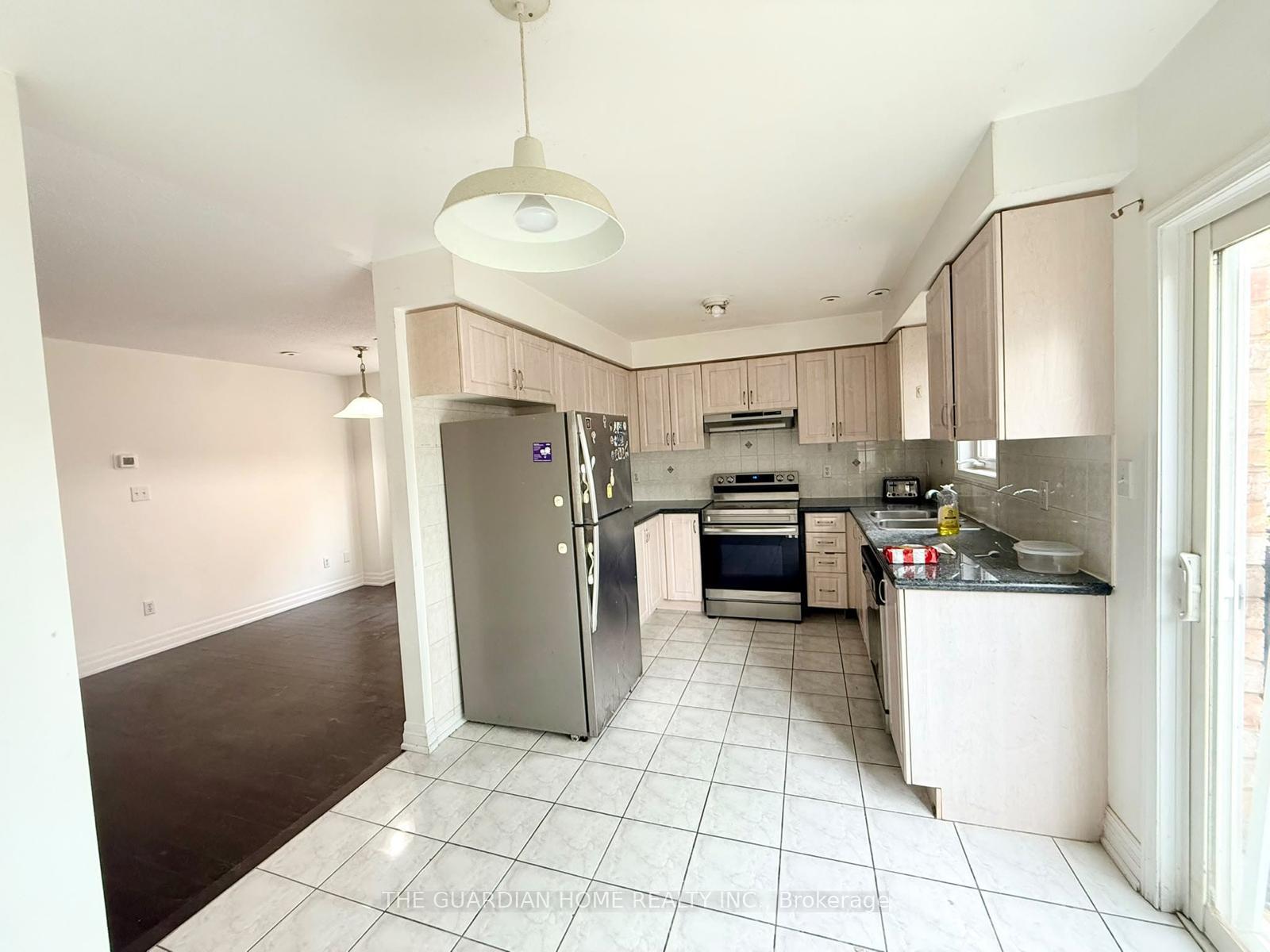 Photo 6 of Unit 1, 2800 Eglinton Avenue E, Scarborough, Eglinton East — HOMEH
