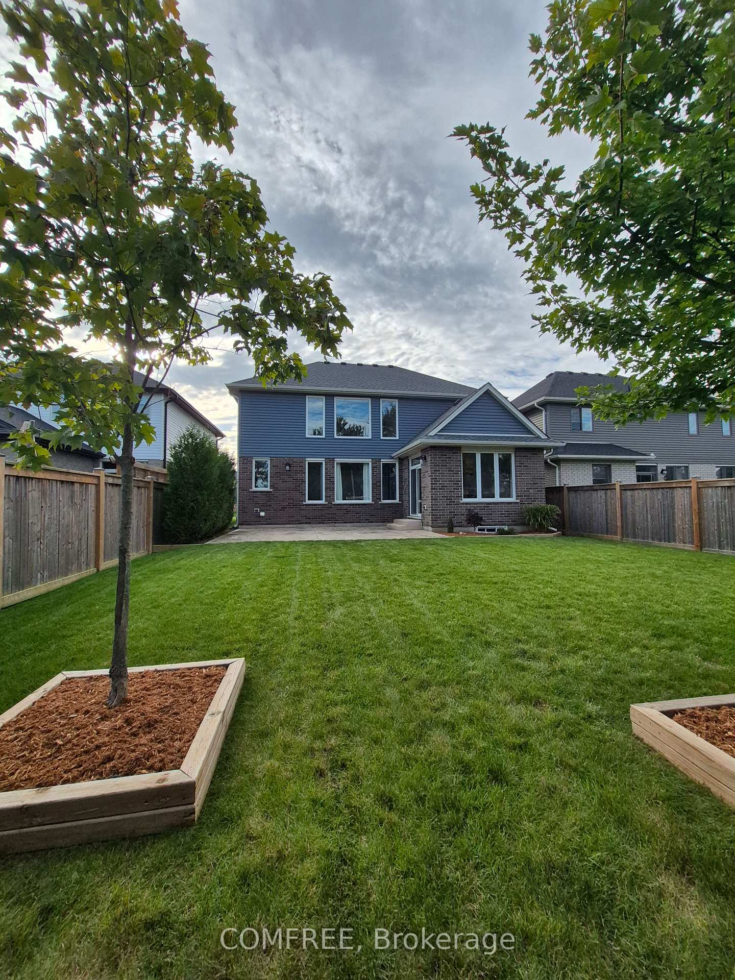 Photo 27 of 5 Redhaven Lane, St. Thomas — HOMEH