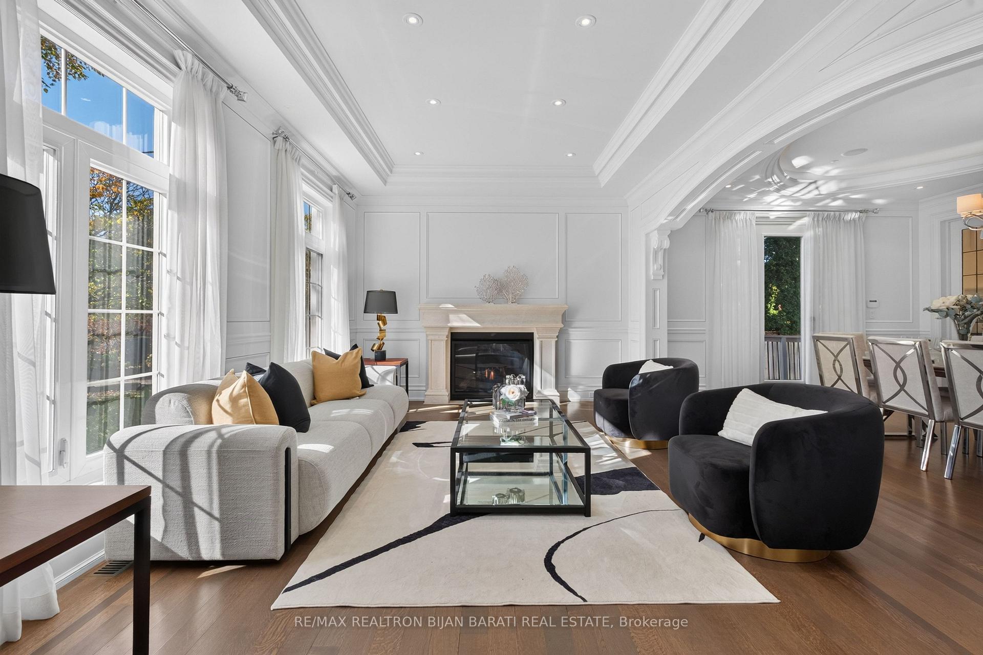 Photo 6 of 34 Flaremore Crescent, North York, Bayview Village — HOMEH