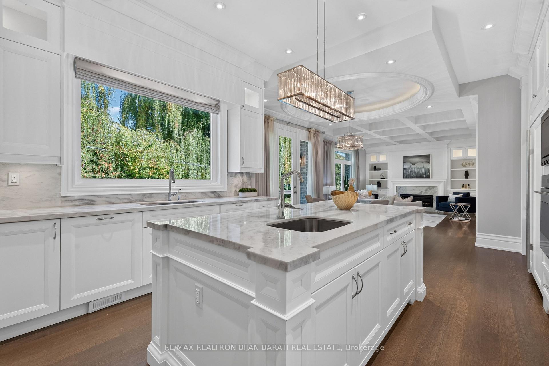 Photo 19 of 34 Flaremore Crescent, North York, Bayview Village — HOMEH