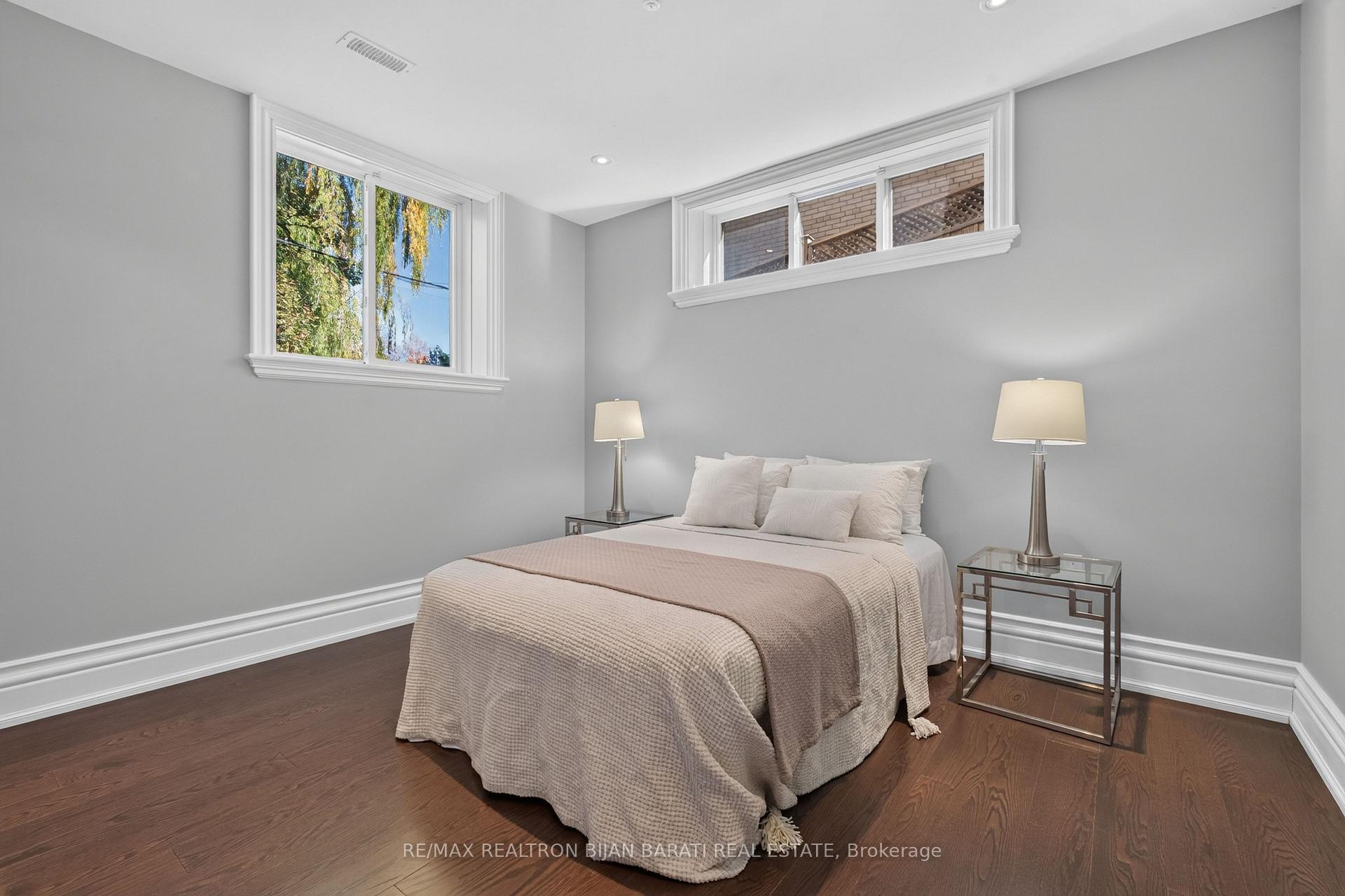 Photo 39 of 34 Flaremore Crescent, North York, Bayview Village — HOMEH