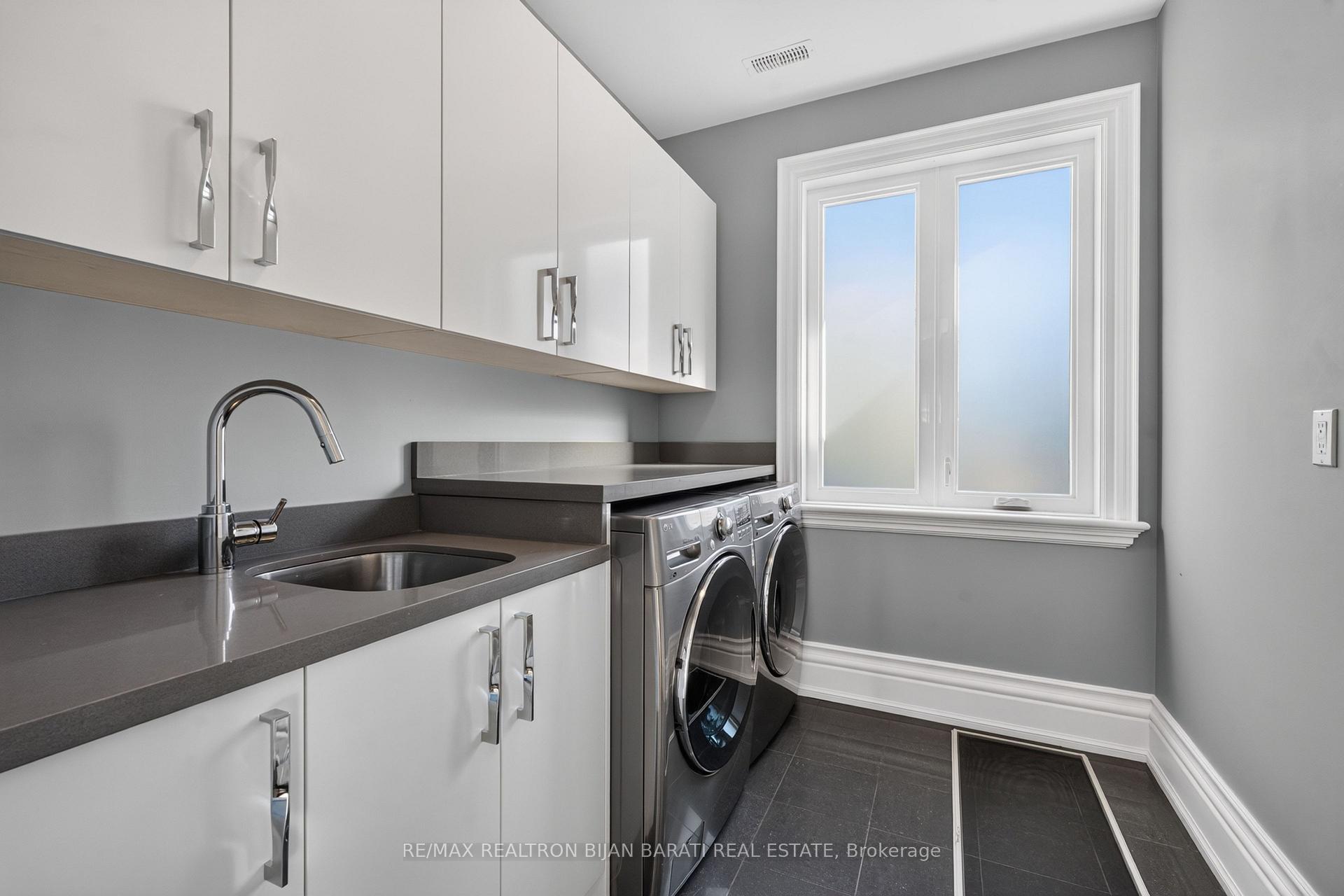 Photo 40 of 34 Flaremore Crescent, North York, Bayview Village — HOMEH