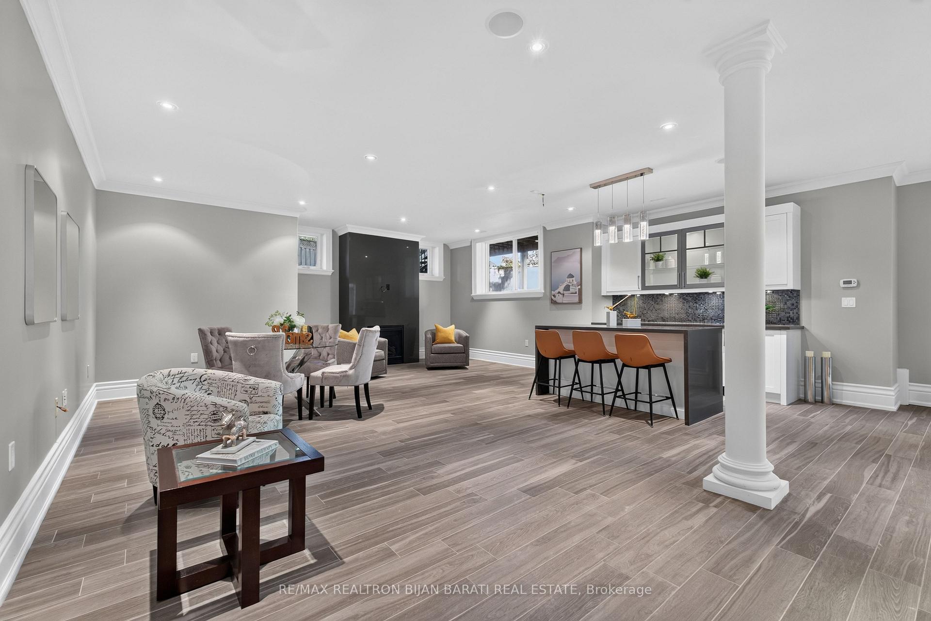 Photo 43 of 34 Flaremore Crescent, North York, Bayview Village — HOMEH