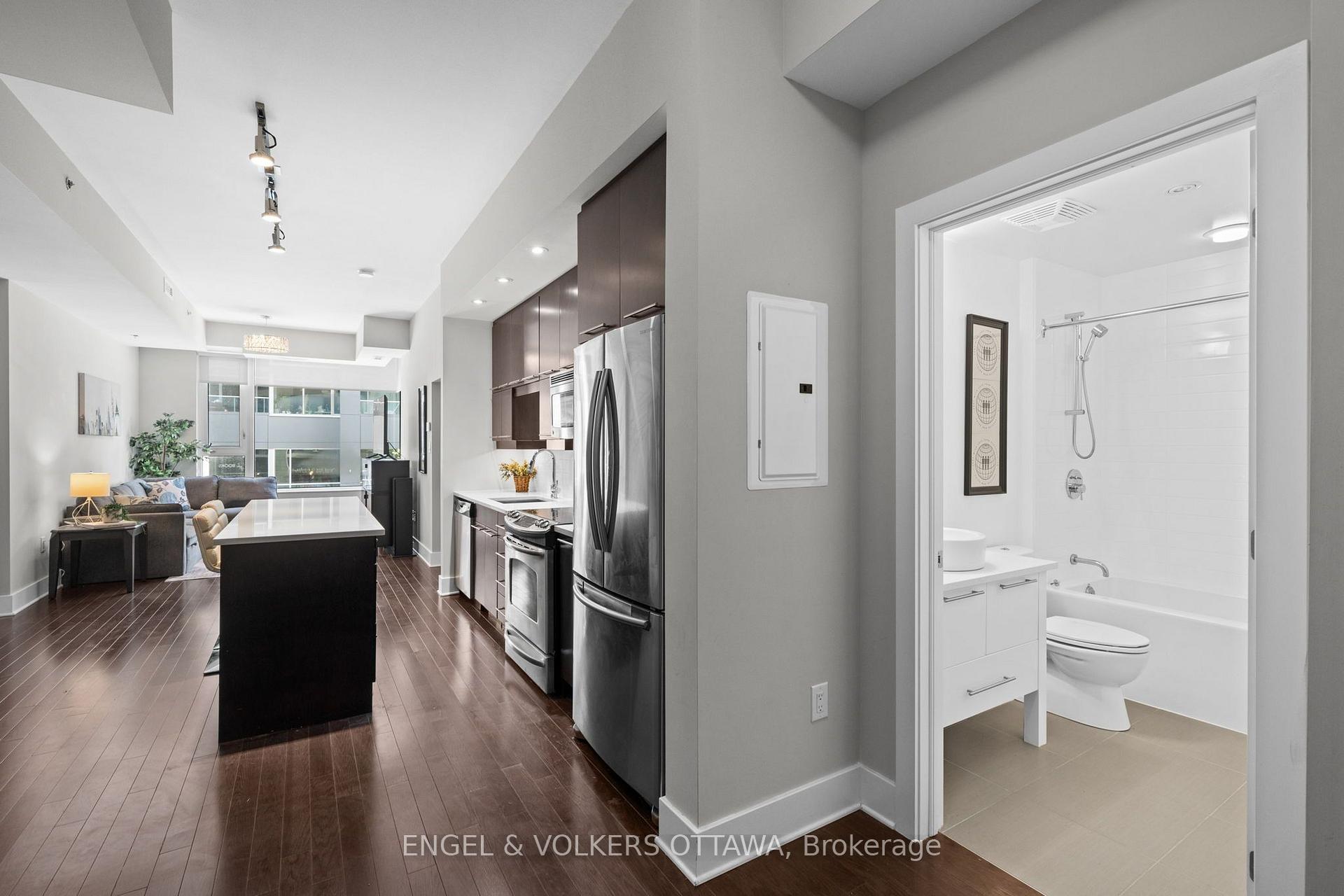 Photo 5 of Unit 219, 101 Richmond Road, Ottawa, Westboro South — HOMEH