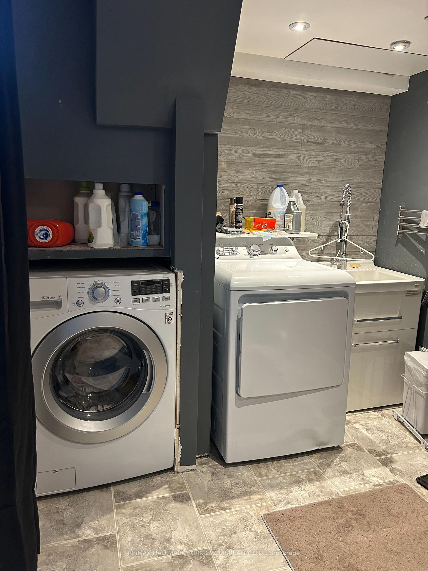 Photo 12 of Unit Lower, 140 Riveredge Drive, Georgina, Keswick North — HOMEH