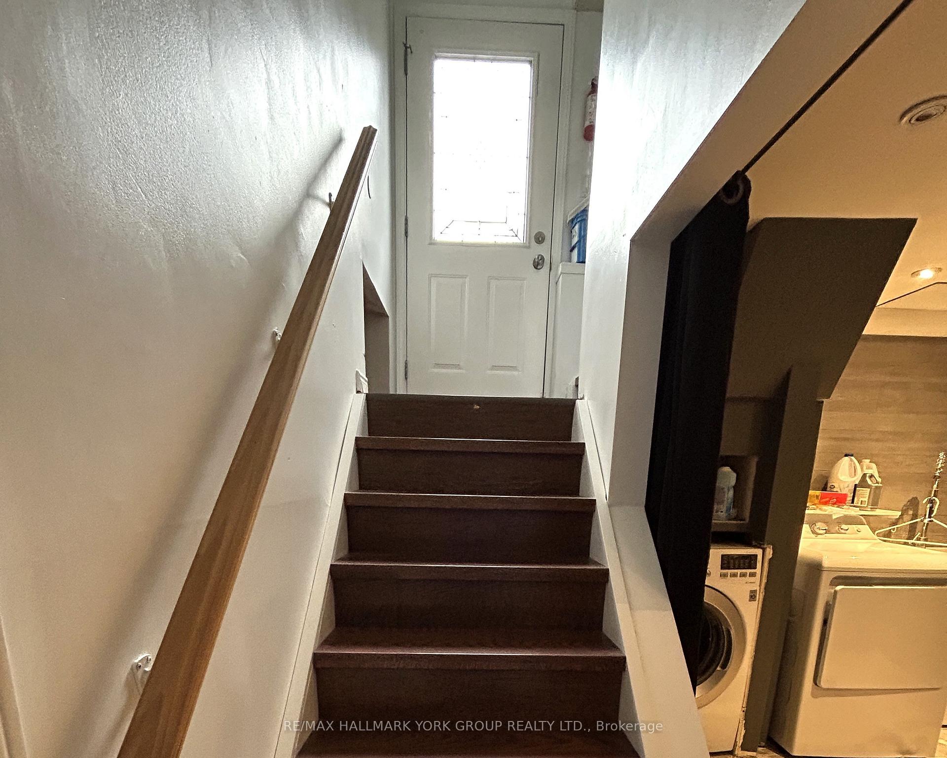 Photo 13 of Unit Lower, 140 Riveredge Drive, Georgina, Keswick North — HOMEH