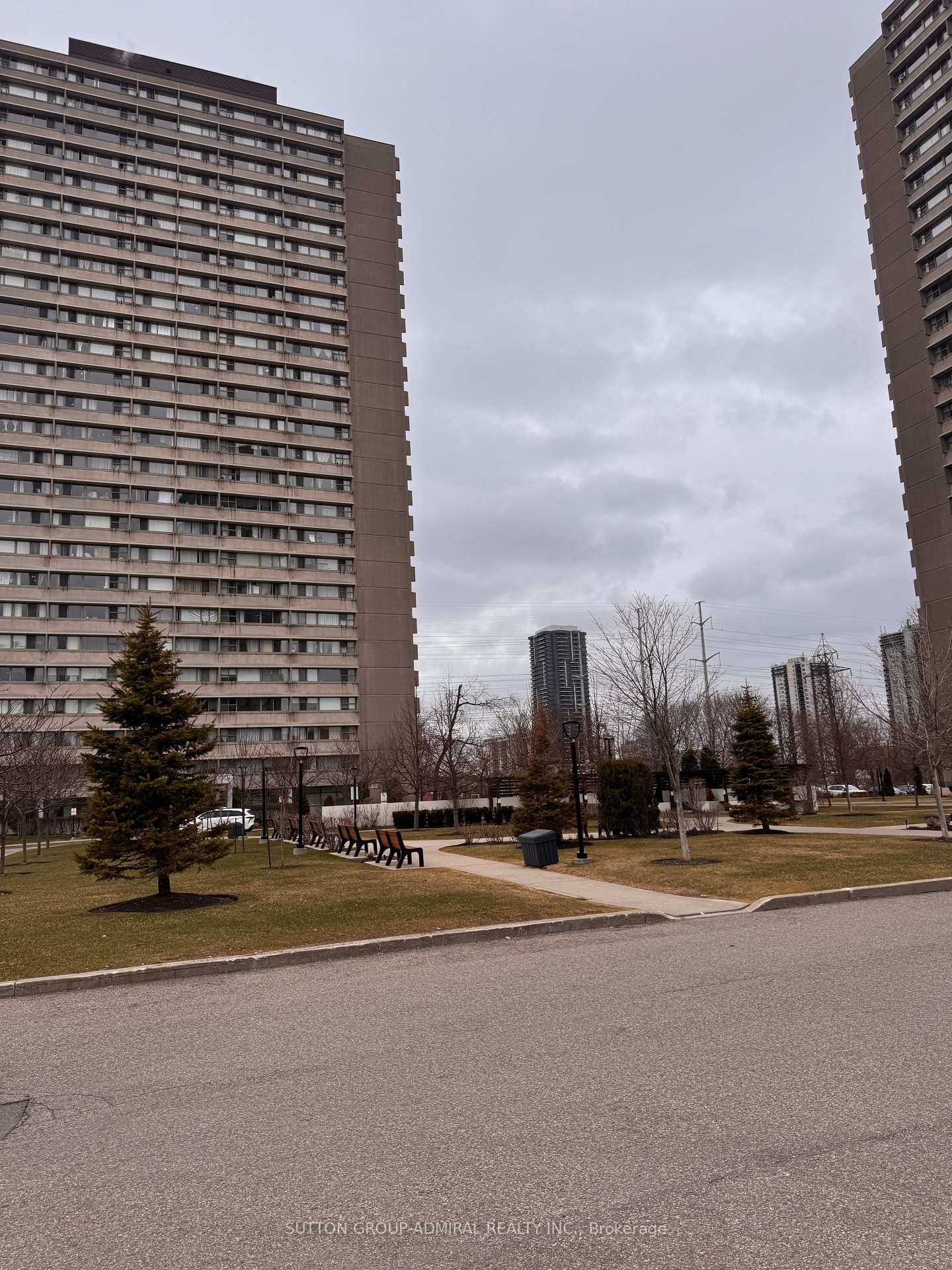 Photo 2 of Unit 2405, 715 Don Mills Road, Toronto, Flemingdon Park — HOMEH