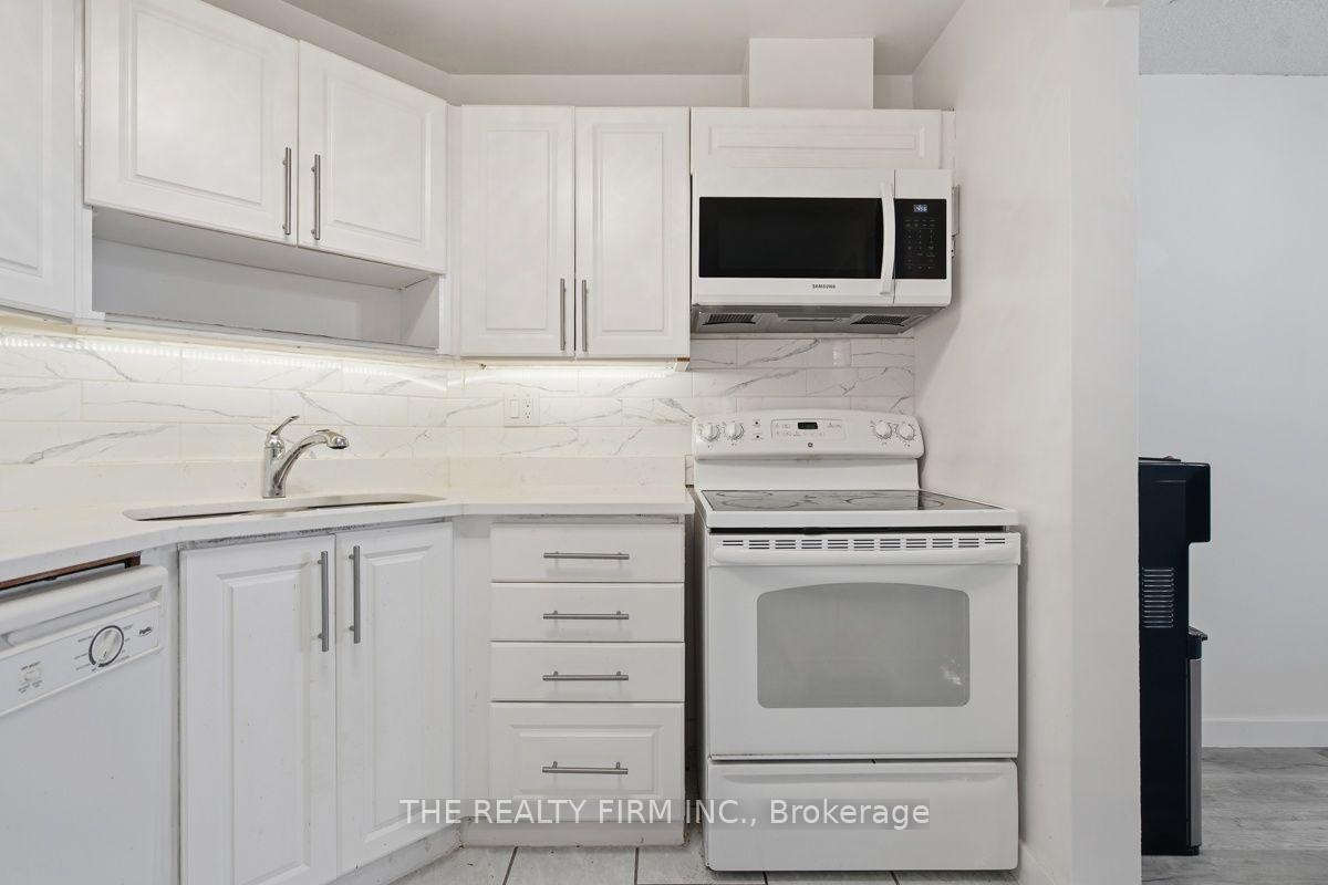 Photo 17 of Unit 1206, 858 Commissioners Road E, London, South H — HOMEH