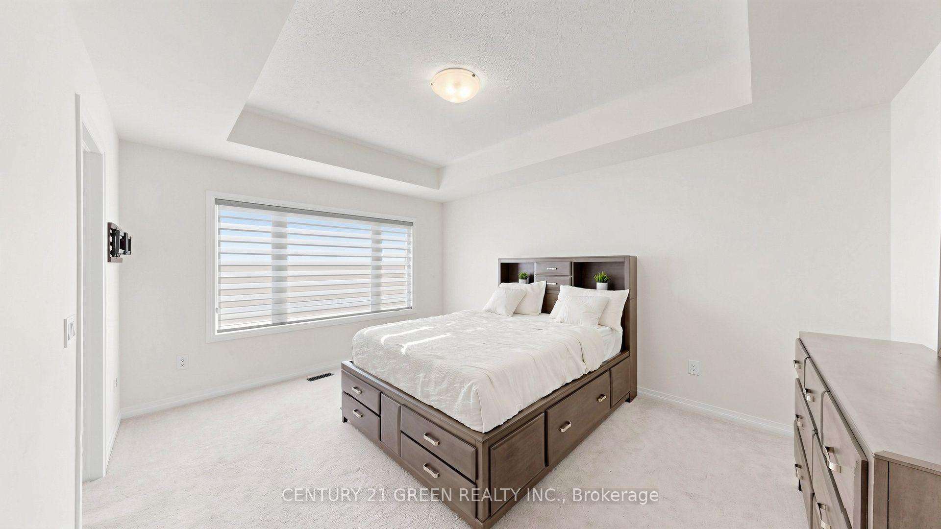 Photo 14 of 135 Fairey Crescent, Hamilton, Mount Hope — HOMEH