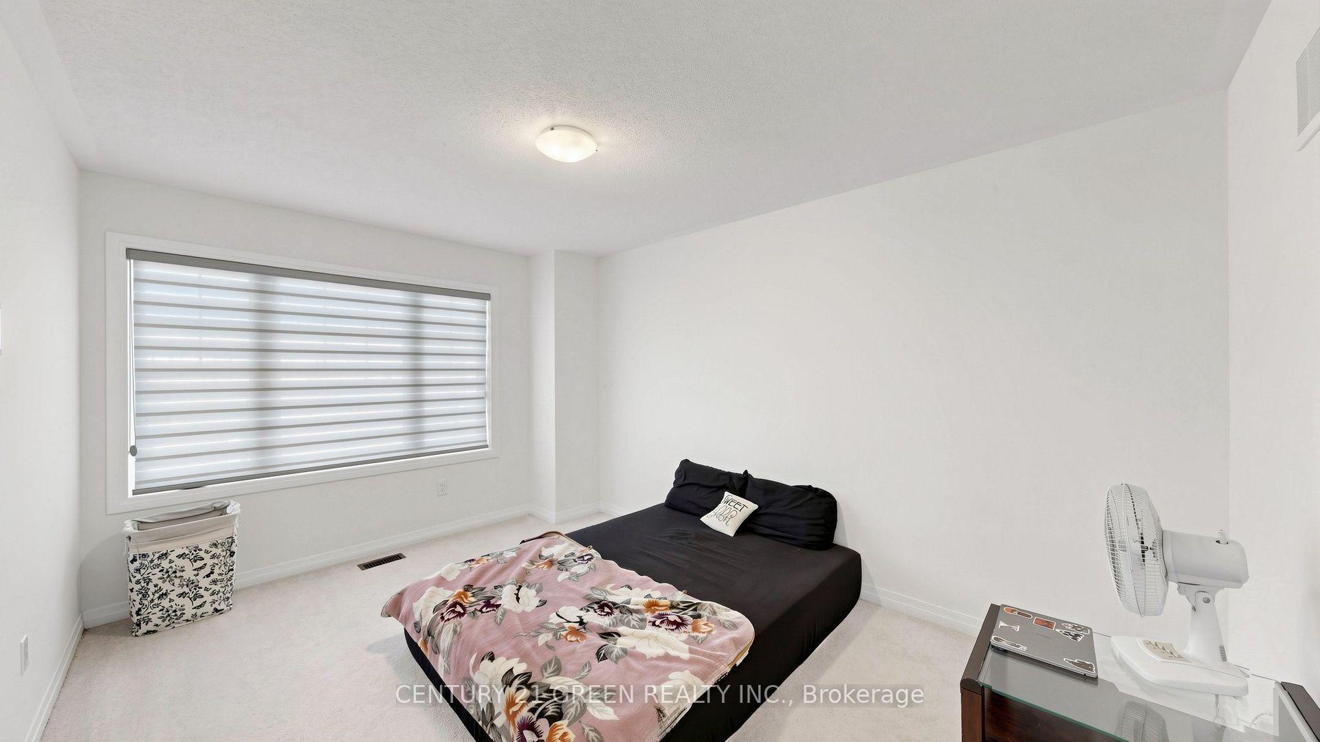 Photo 23 of 135 Fairey Crescent, Hamilton, Mount Hope — HOMEH