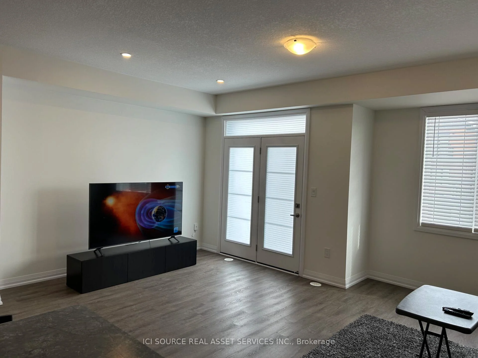 Photo 33 of 8 Kensington Road, Haldimand — HOMEH