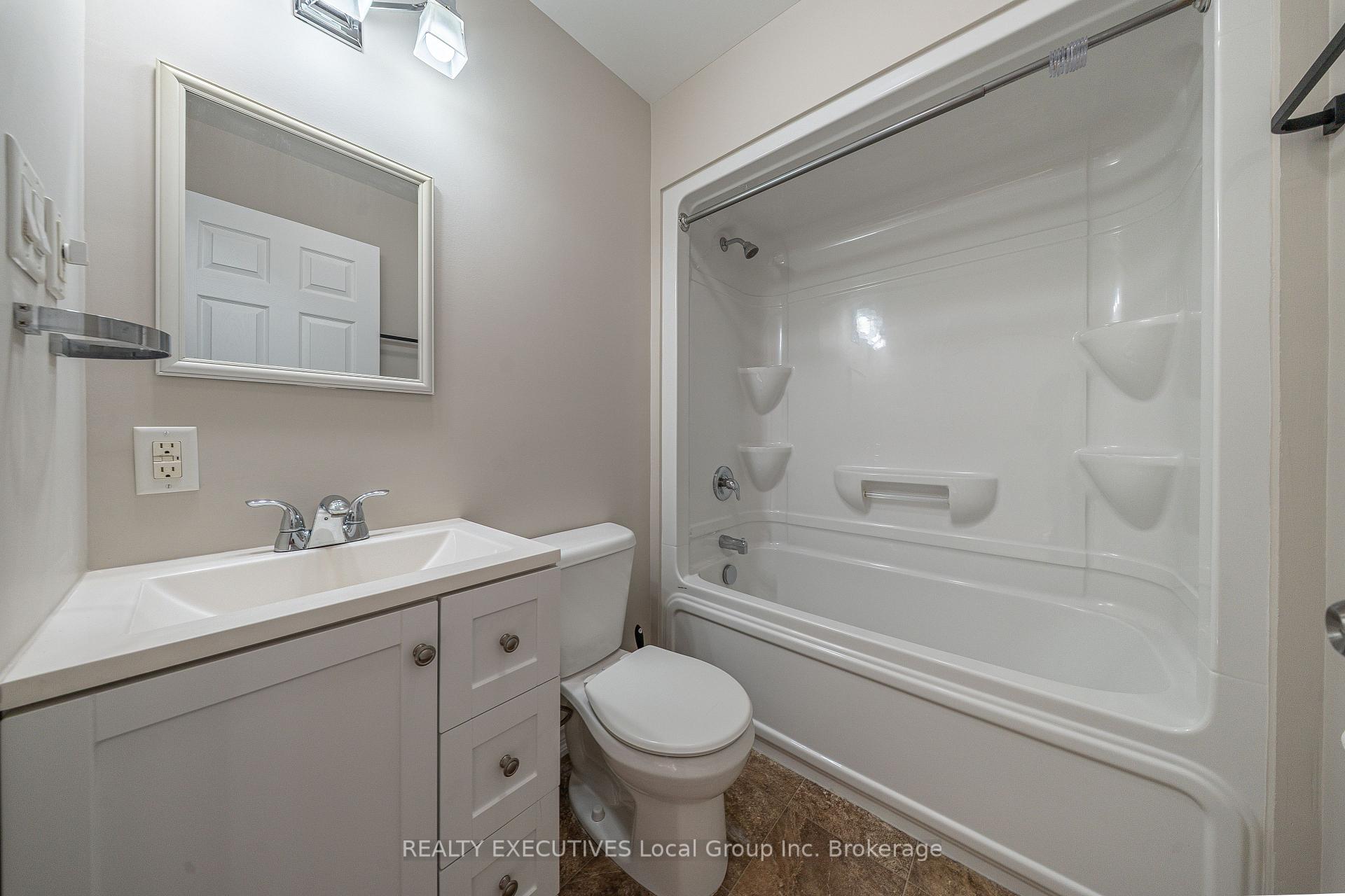 Photo 21 of 860 Worthington Street E, North Bay, Central — HOMEH