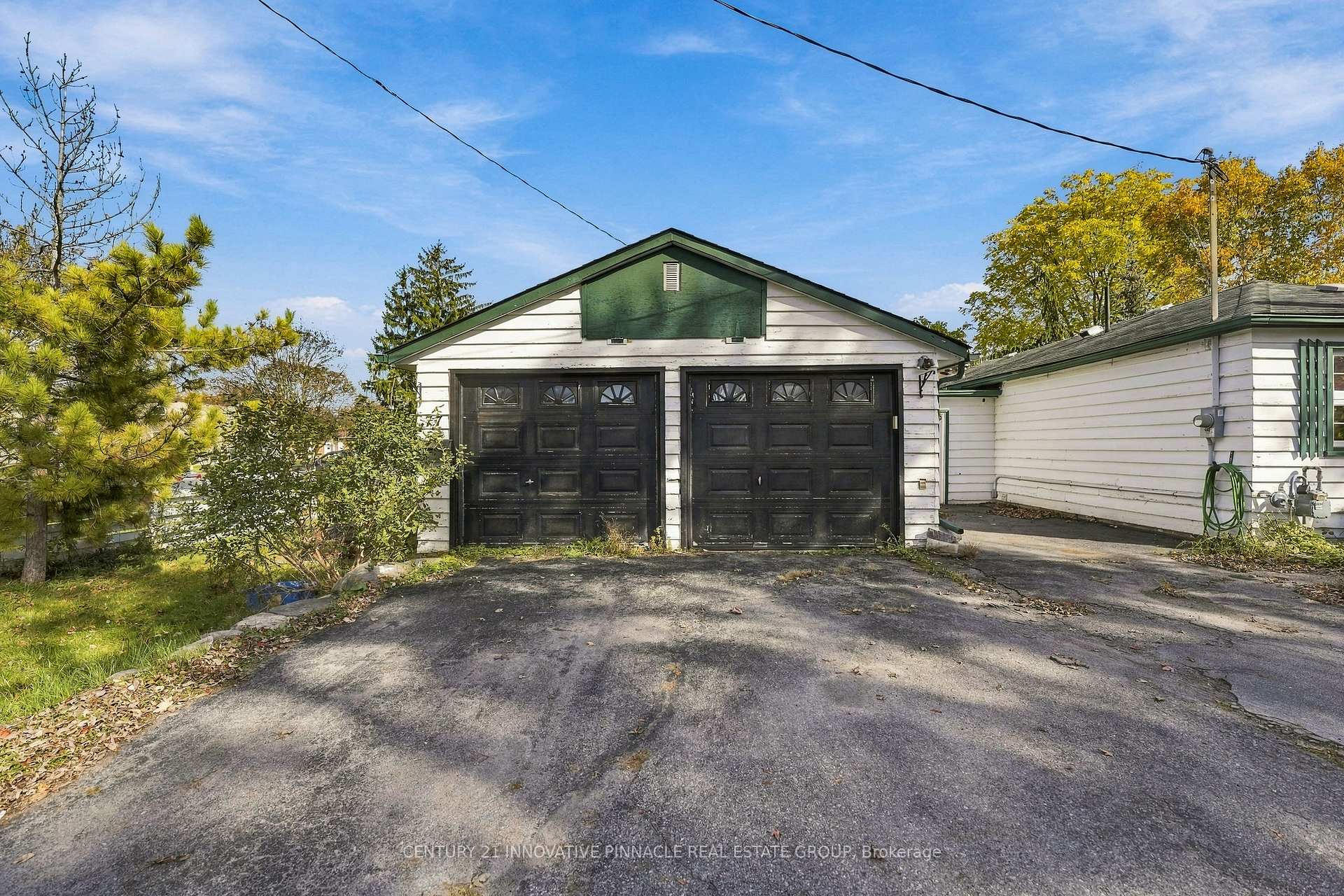 Photo 2 of 77 Progress Avenue, Belleville, Belleville Ward — HOMEH
