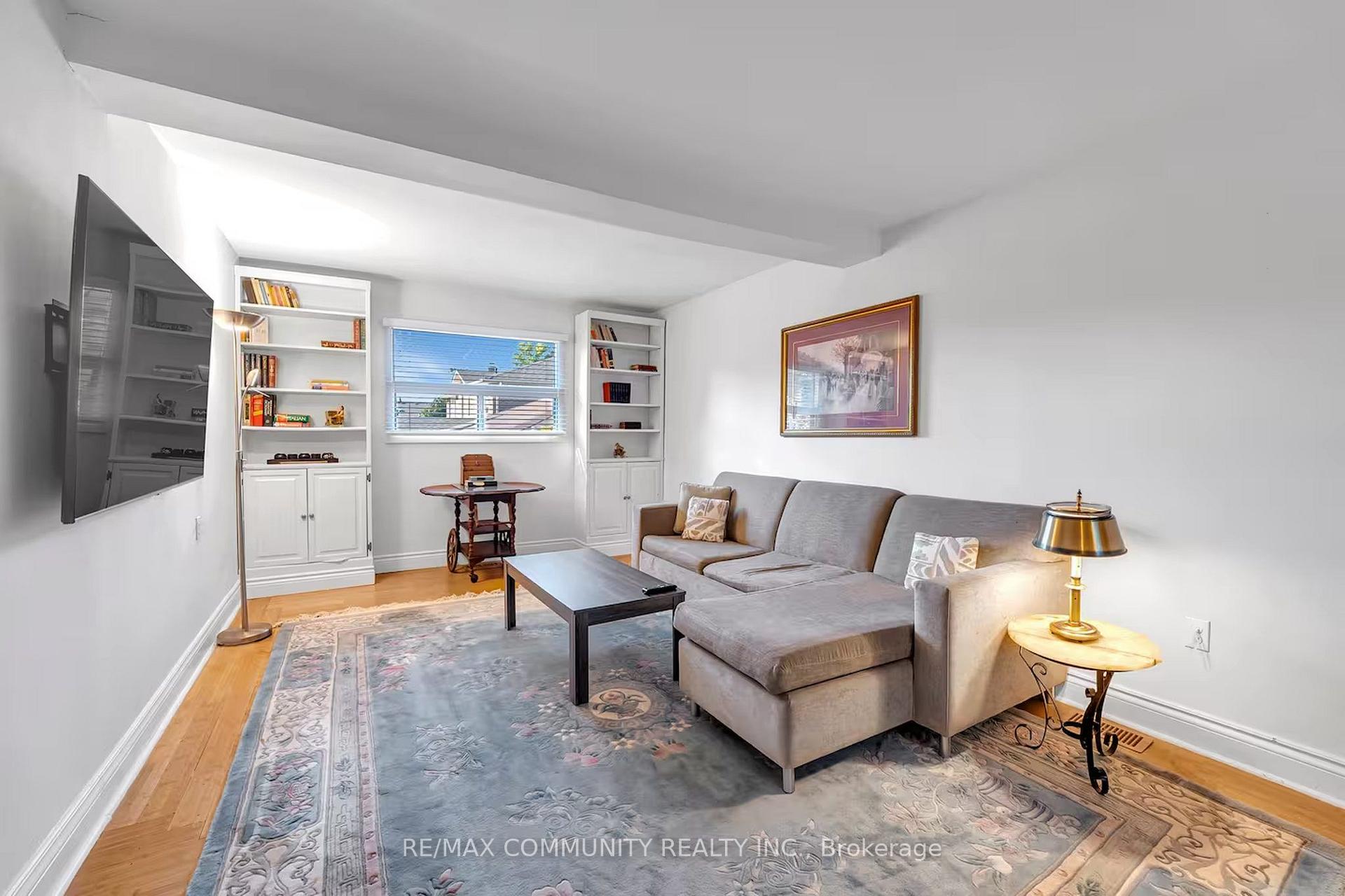 Photo 5 of 446 Ruth Avenue, North York, Newtonbrook East — HOMEH